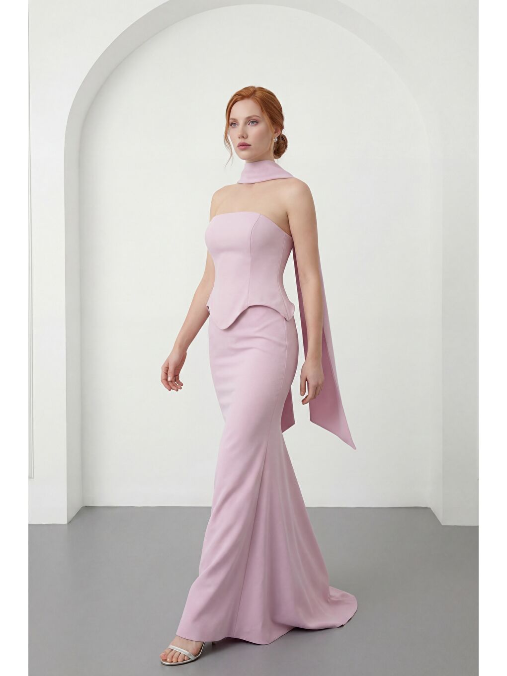 Pembe Kadın Pudra Dar Kalıp Şal Yaka Uzun Balık Abiye Elbise-1