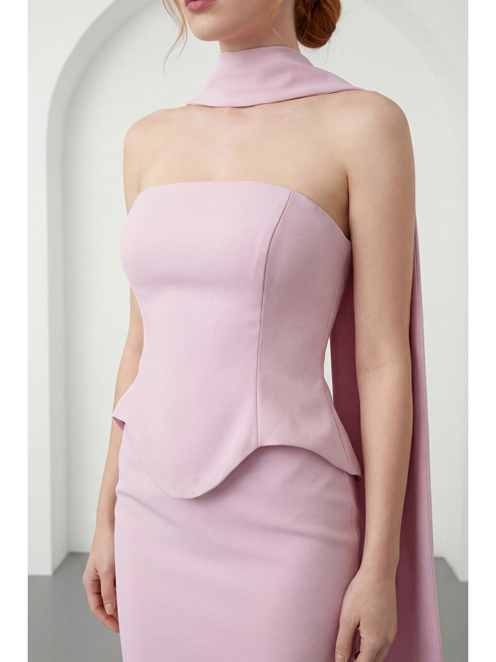 Pembe Kadın Pudra Dar Kalıp Şal Yaka Uzun Balık Abiye Elbise-2