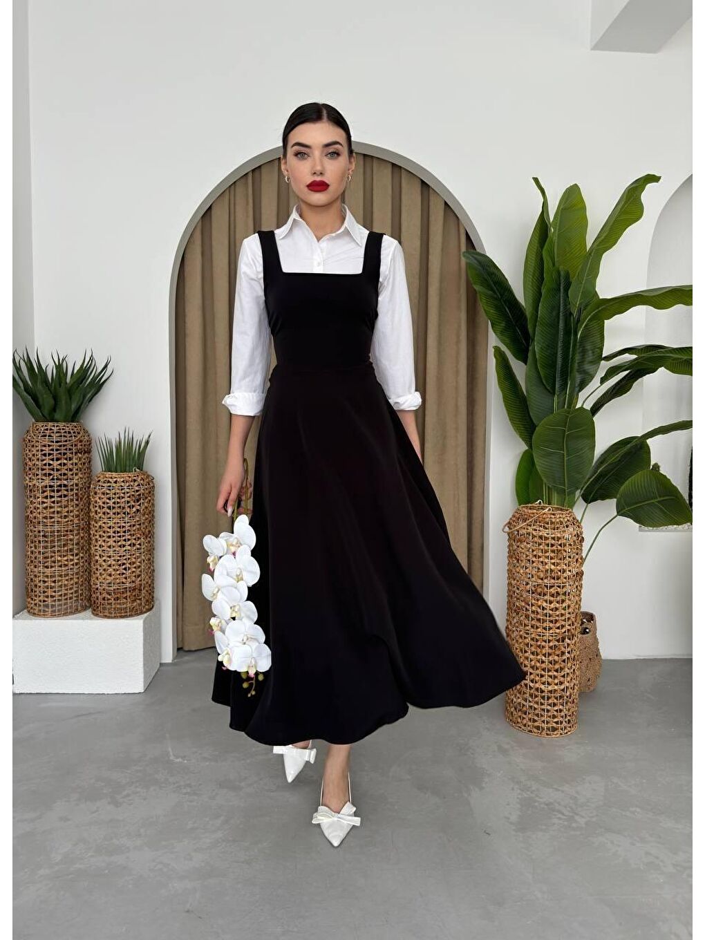 Siyah Askılı Midiboy Elbise-1
