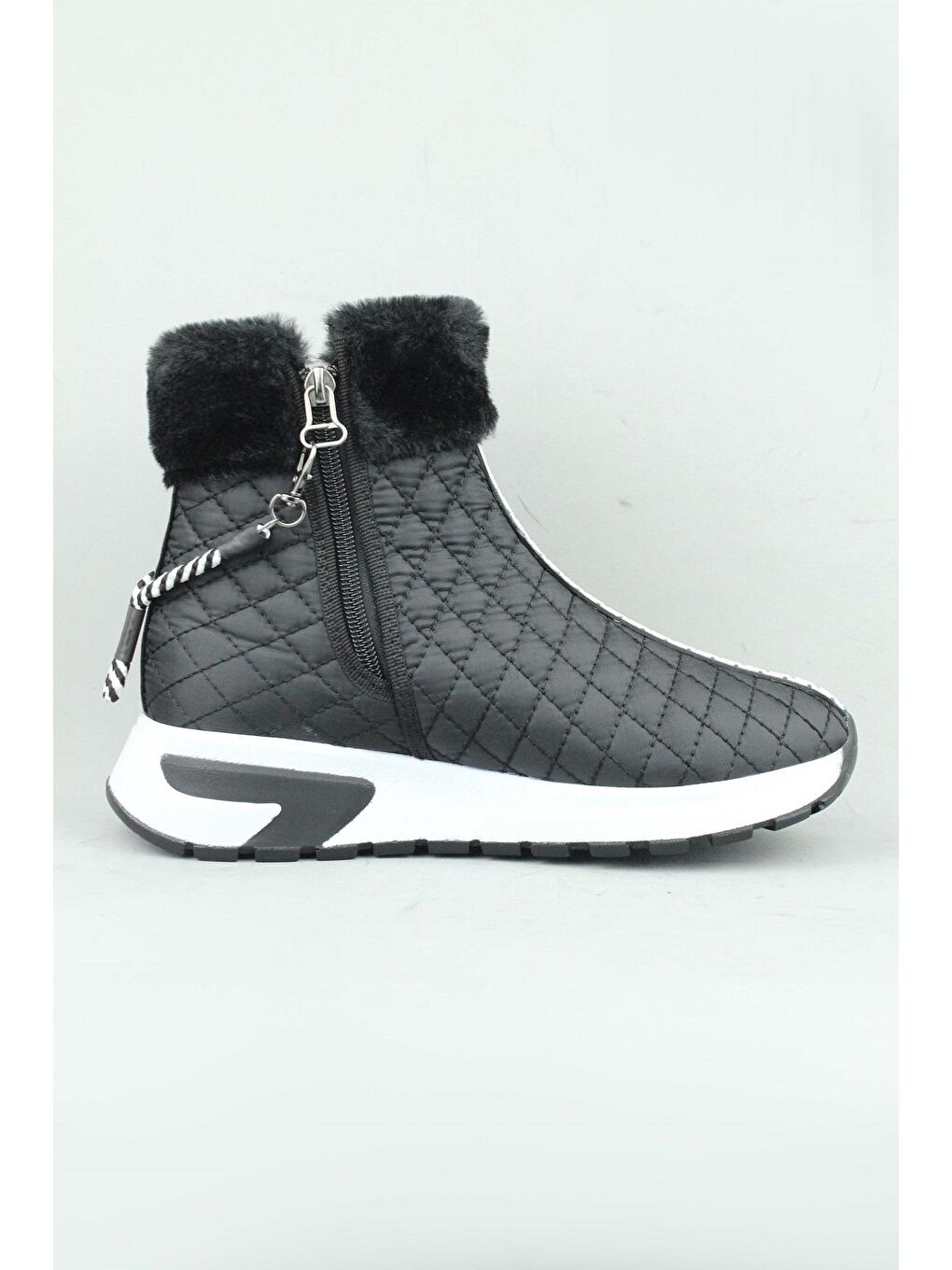 Siyah 155.685-2/2F Fermuarlı Kumaş Kışlık Bot Kadın