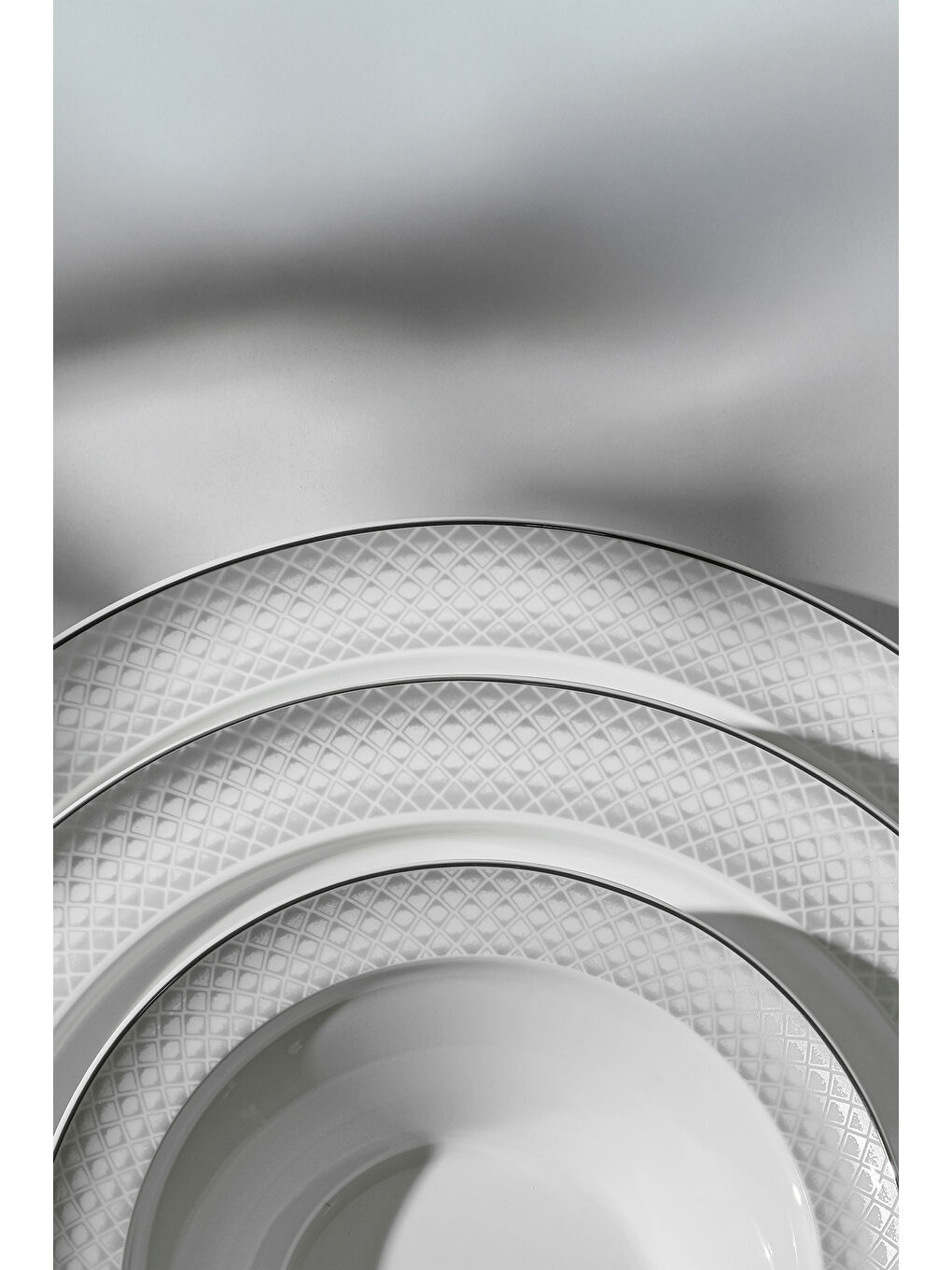 Beyaz Camelia Platin Yaldızlı 28 Parça Porselen Yemek Takımı-3