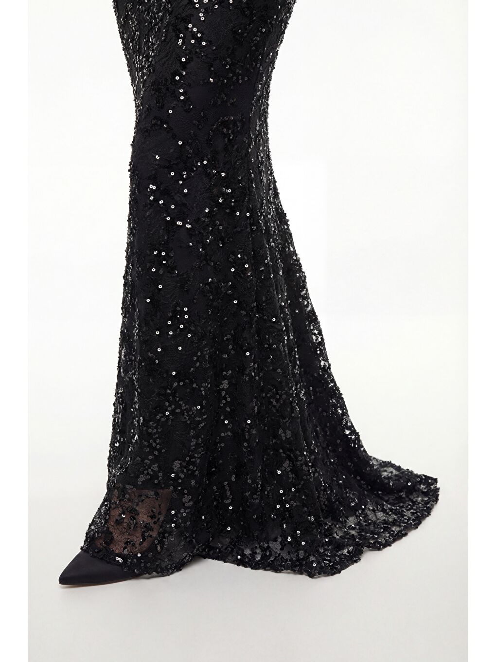 Kadın Siyah Dar Kalıp Kayık Yaka Payetli Uzun Abiye Elbise-3