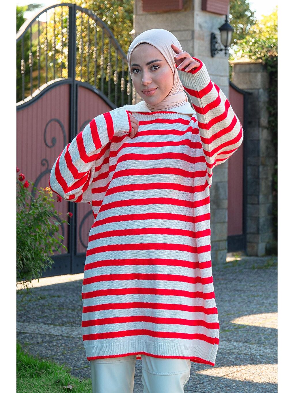 Kadın Çizgili Boğazlı Triko Kazak Kırmızı-3