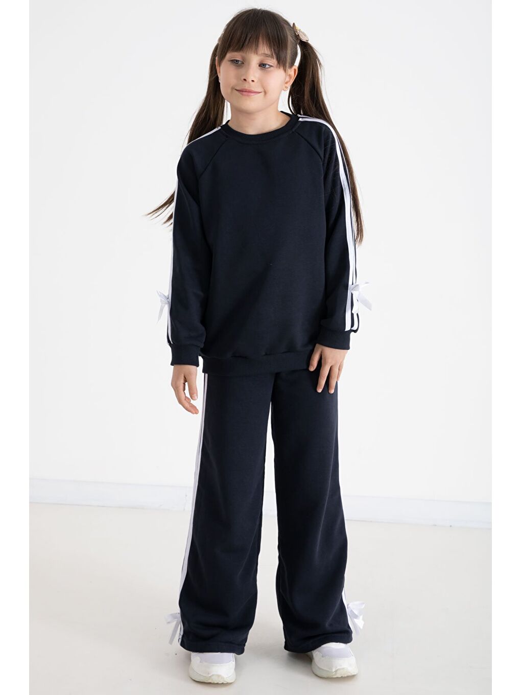 Lacivert Fiyonk Detaylı Şeritli Kız Çocuk Bisiklet Yaka Eşofman Takımı 22732-2