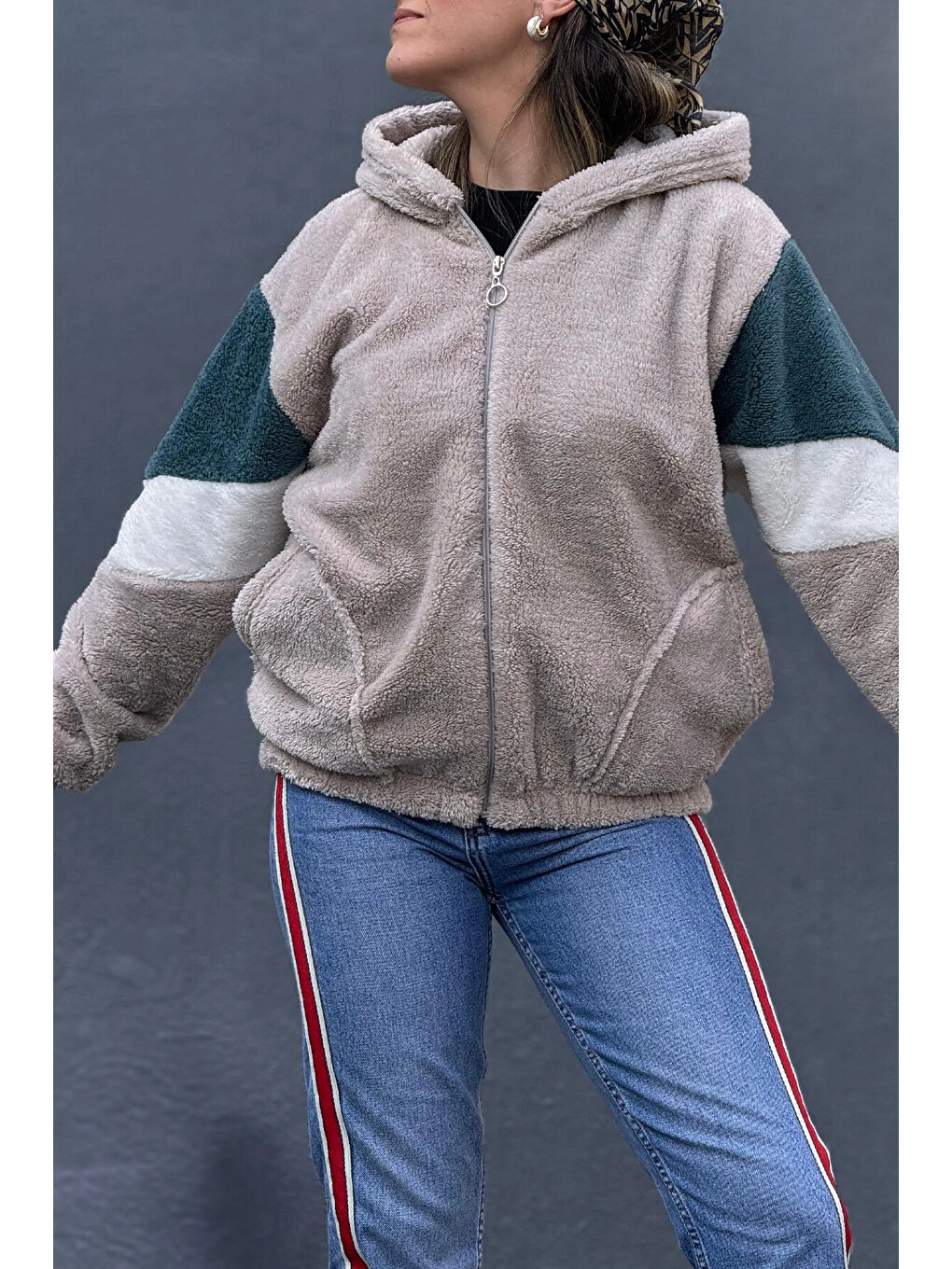 Ekru Kadın Krem Beyaz Welsoft Esnek Kumaş Kapüşonlu  Pelüş Ceket Hzl25W Dsb110071-1