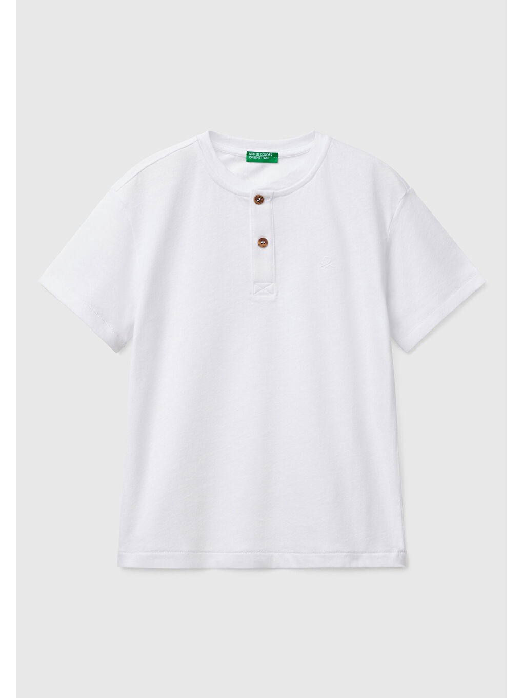 Erkek Çocuk Beyaz Logo İşlemeli Hakim Yaka T-Shirt