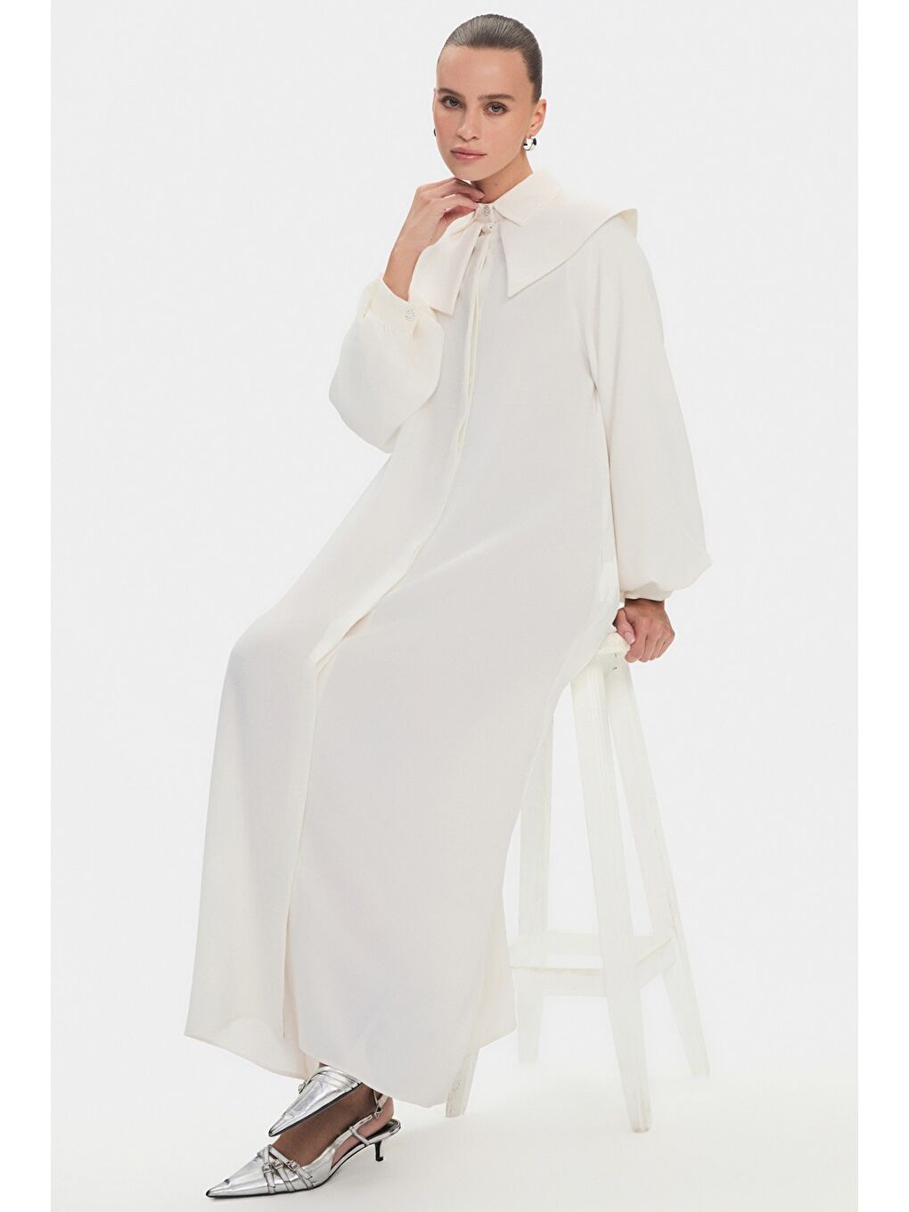 Ekru Kadın Bebe Yaka Balon Kol Belden Bağlama Detaylı Maxi Elbise-4