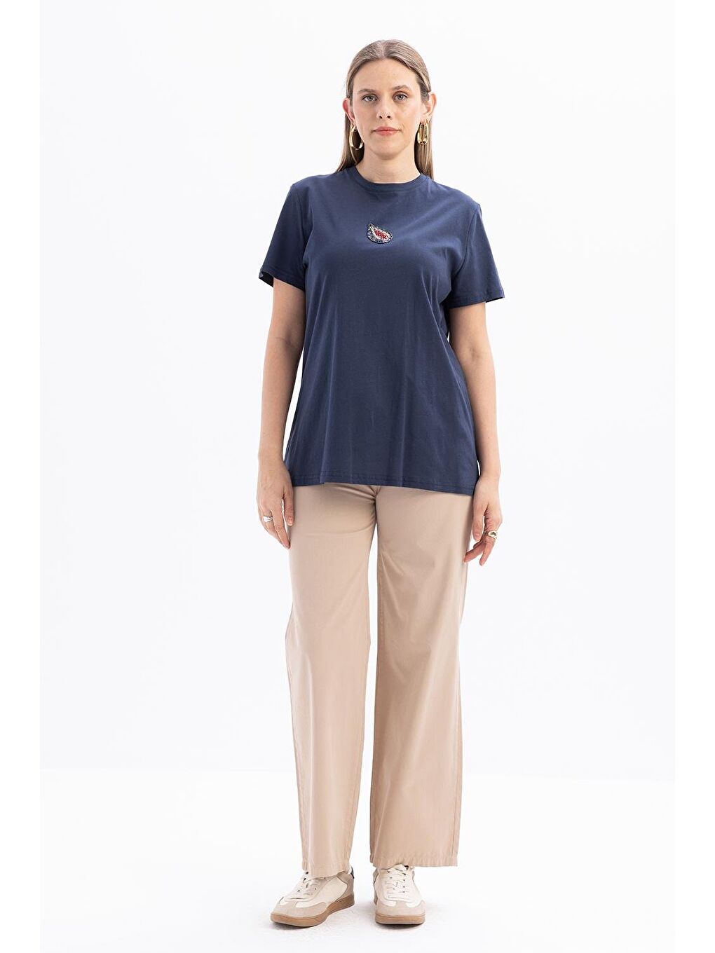 İndigo-Kısa Kollu Nakış Detaylı Süprem Tshirt-1