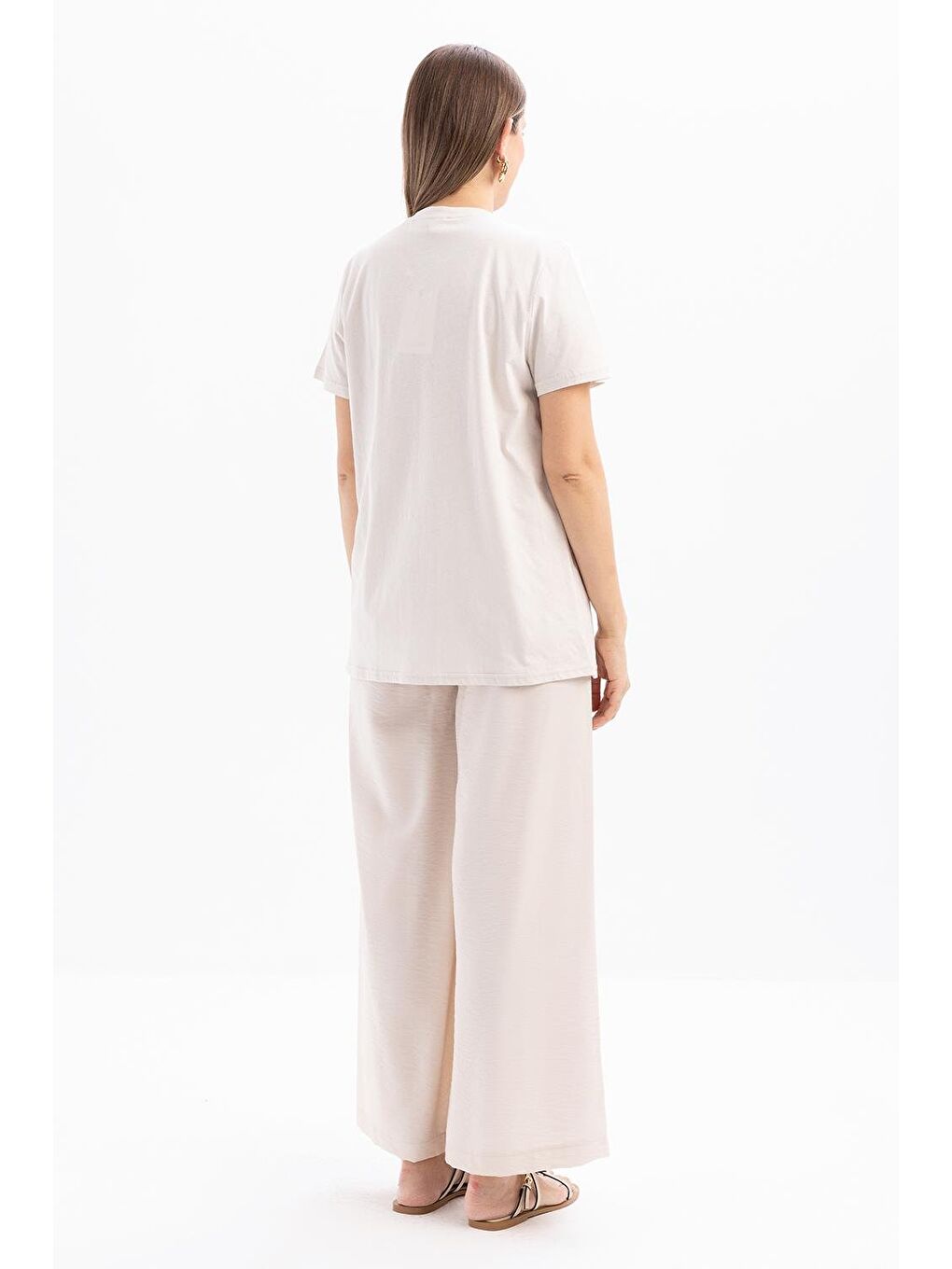 Bej Taş-Kısa Kollu Nakış Detaylı Süprem Tshirt-3