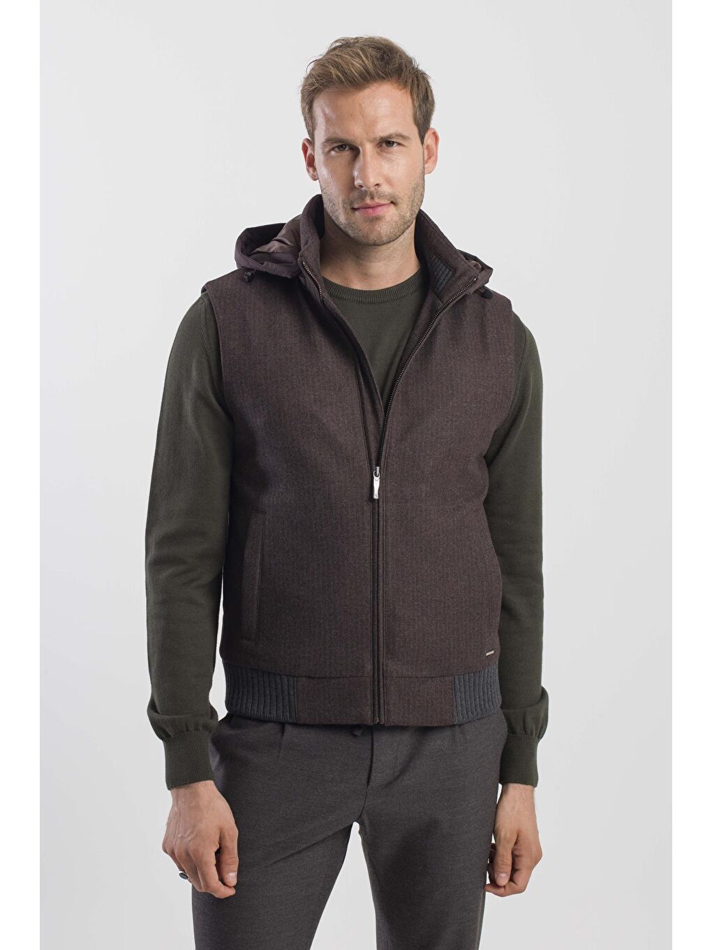 Kahverengi Kahve Comfort Fit Desenli Çıkarılabilir Kapüşonlu Yelek