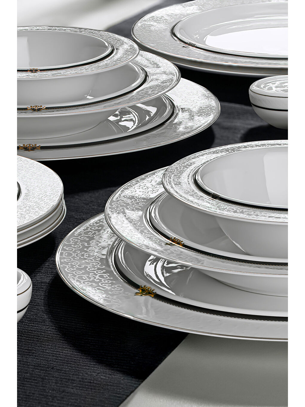 Beyaz Margaret Black Dream 57 Parça Porselen Yemek Takımı-4