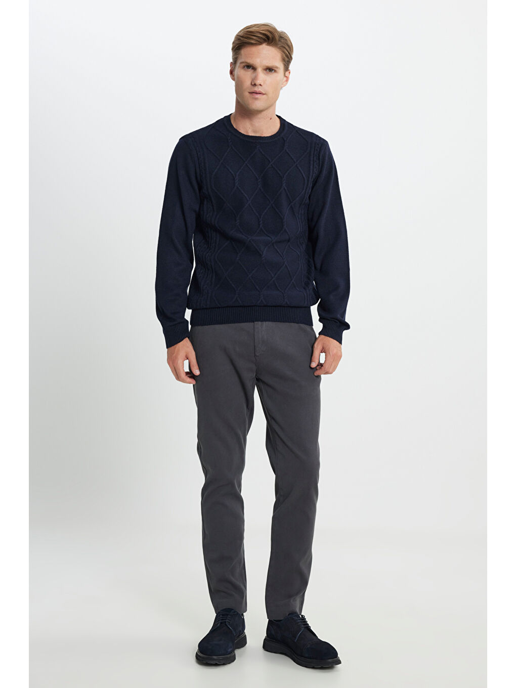 Erkek Lacivert Standart Fit Normal Kesim Bisiklet Yaka Saç Örgülü Triko Kazak-1