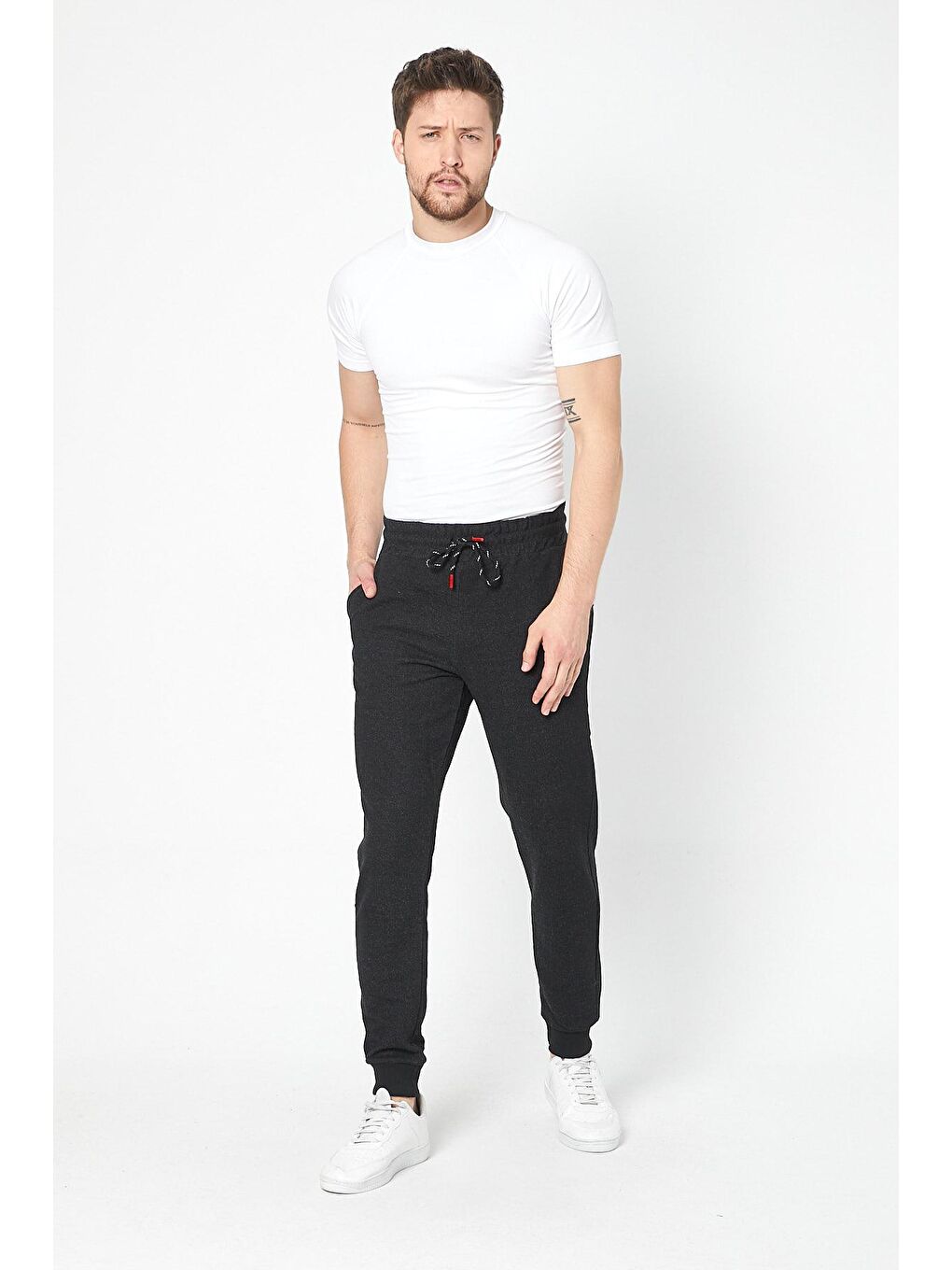 Erkek Siyah Slim Fit Mevsimlik Jogger Eşofman Altı-3