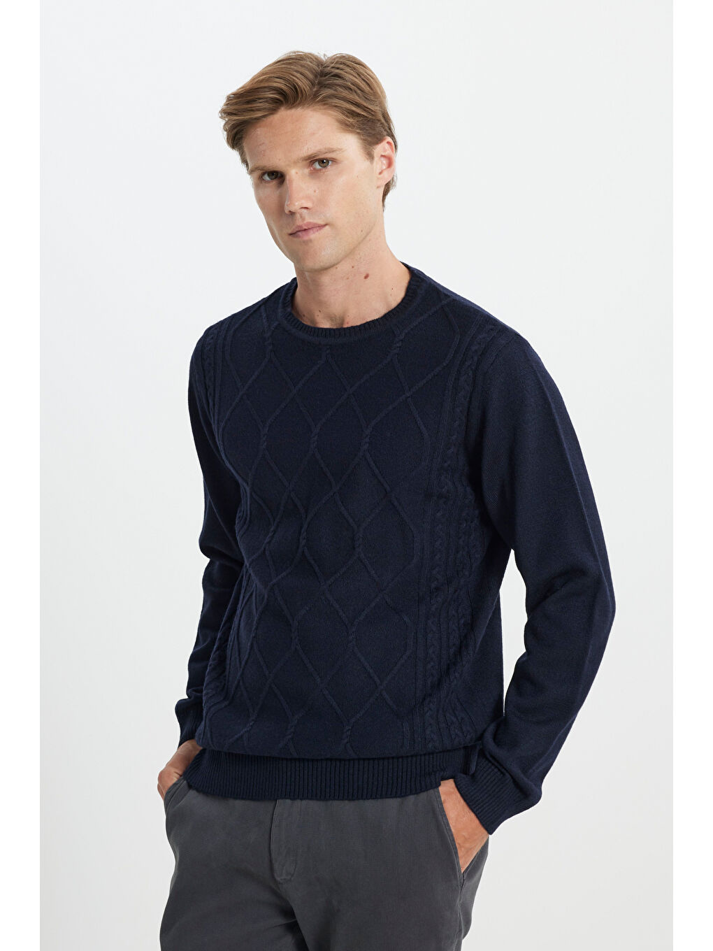 Erkek Lacivert Standart Fit Normal Kesim Bisiklet Yaka Saç Örgülü Triko Kazak-2