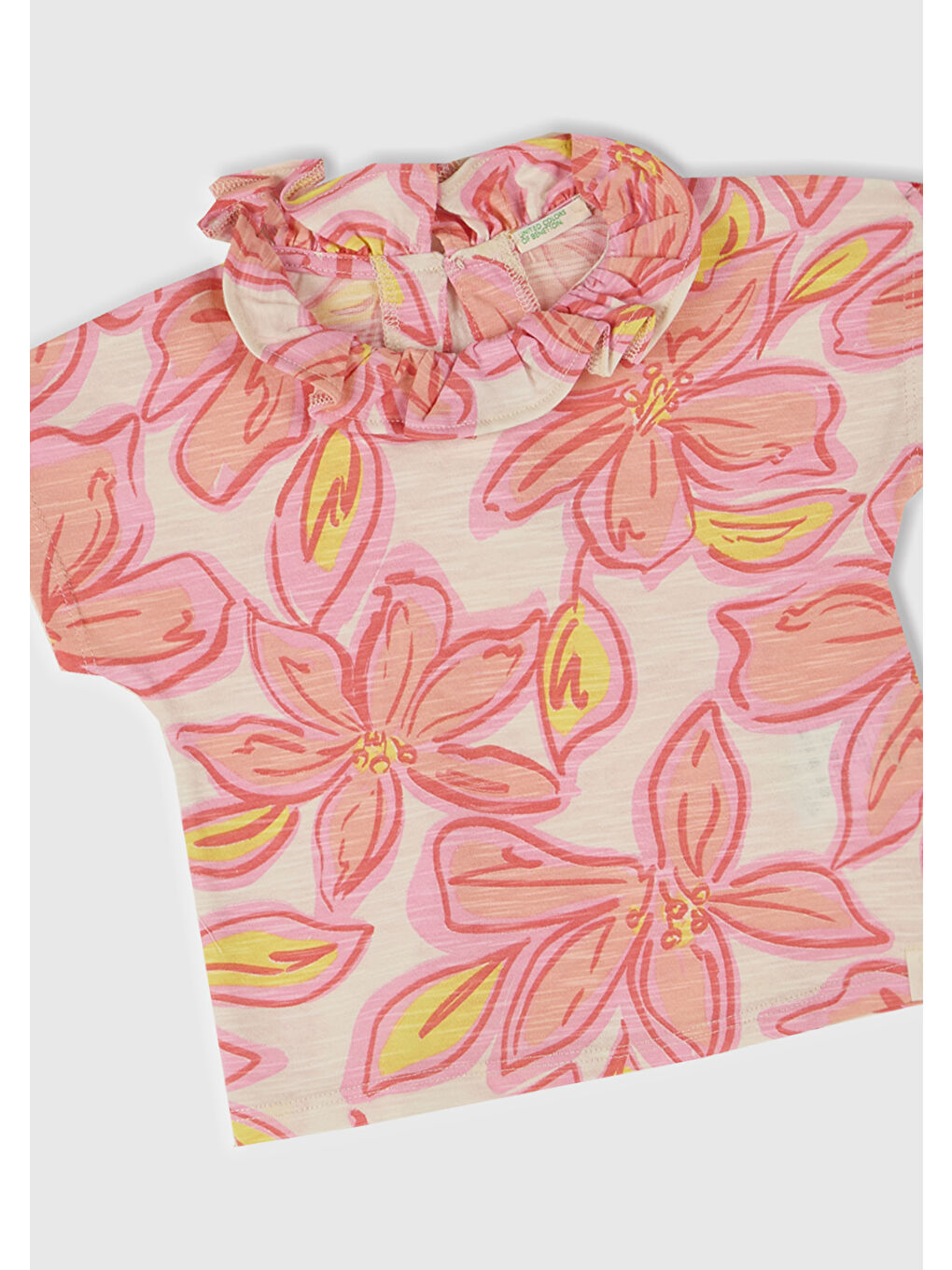 Bej Bebek Yavruağzı Tamamı Desenli Yakası Fırfırlı Kimono Kol T-Shirt-1