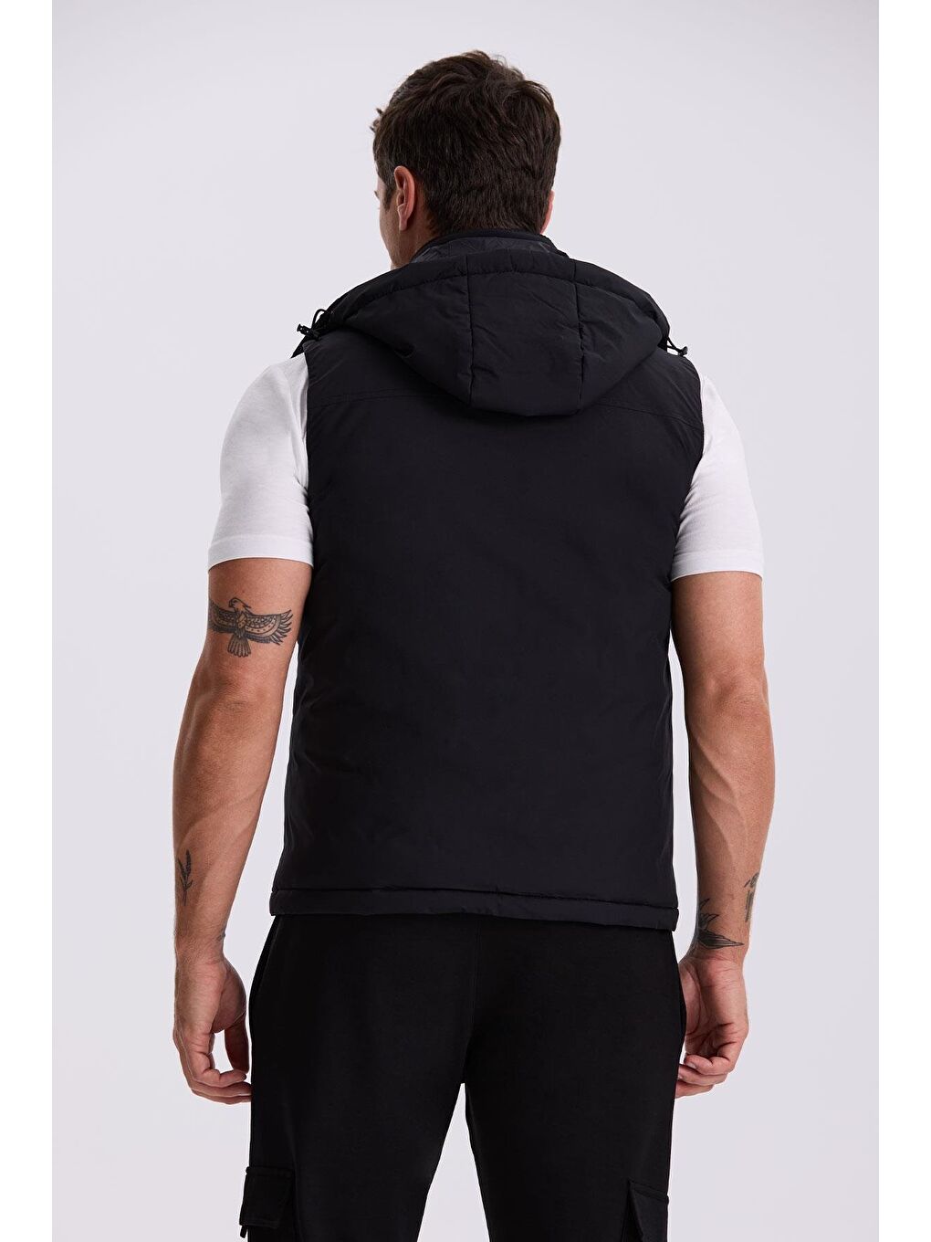 Siyah Comfort Fit Cepli Kapüşonlu Rahat Kesim Safari Yelek-3