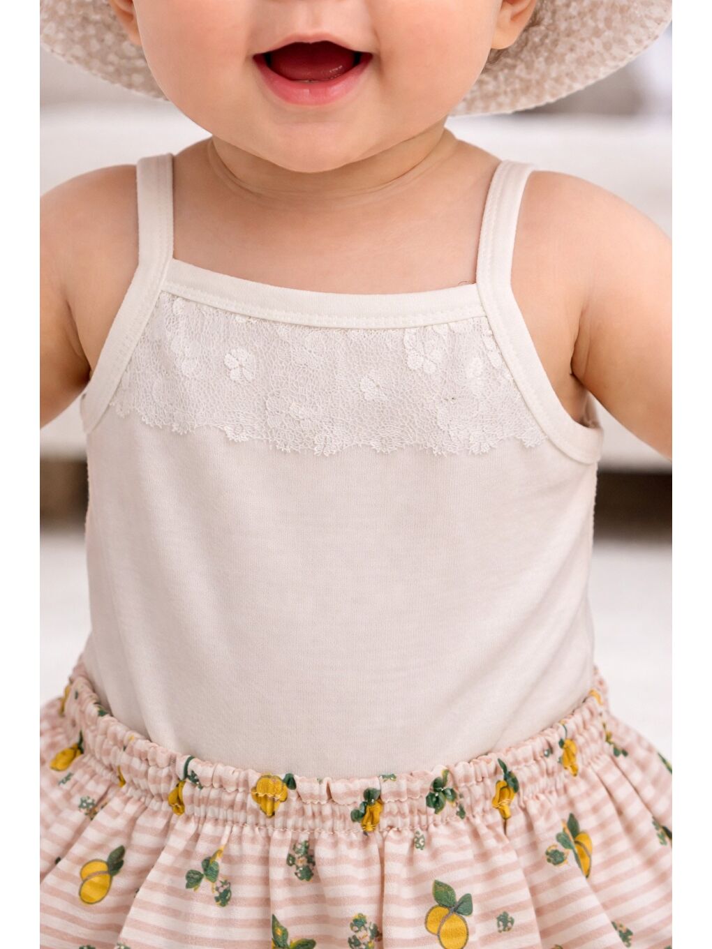 Beyaz Tatlı Kız Bebek Limon Desenli Tarz Etekli Takım Şapkalı 3’lü Kombin İçi Zıbınlı-2