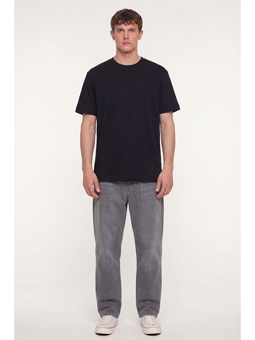 Erkek Siyah Normal Kesim Regular Fit %100 Pamuk Kısa Kollu Bisiklet Yaka Basic Tişört-1