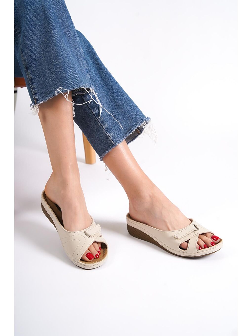 Bej Z0777 Kadın Konfor Anatomic Terlik-4