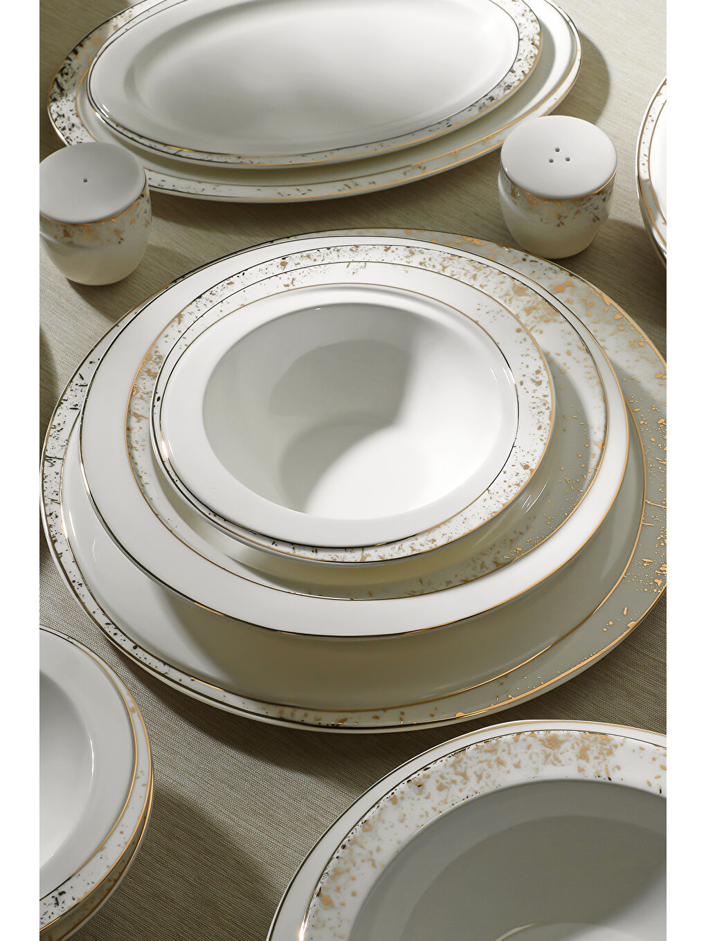 Beyaz Carla Gold Yaldızlı 28 Parça Porselen Yemek Takımı-5