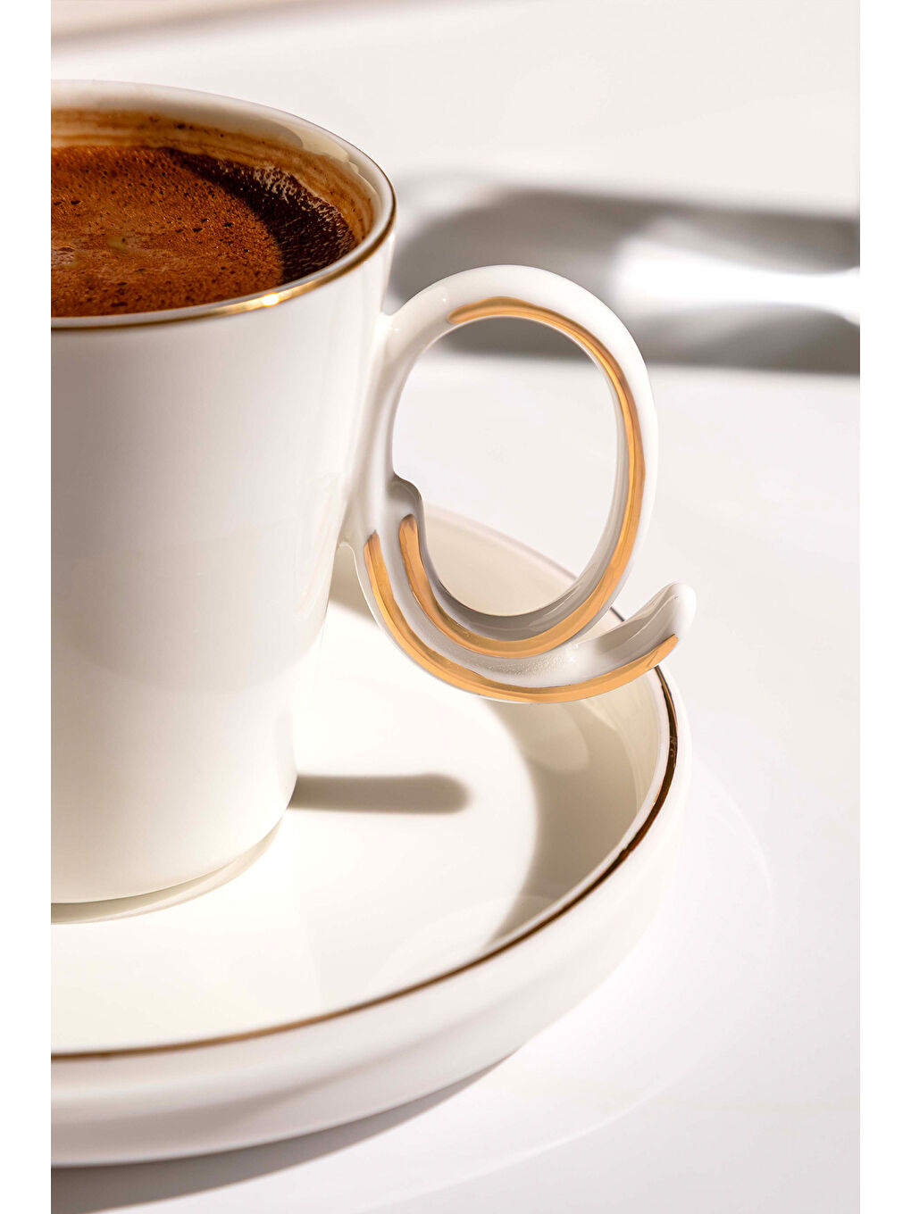 Beyaz Stella 6 Kişilik 12 Parça Porselen Kahve Fincan Takımı-1