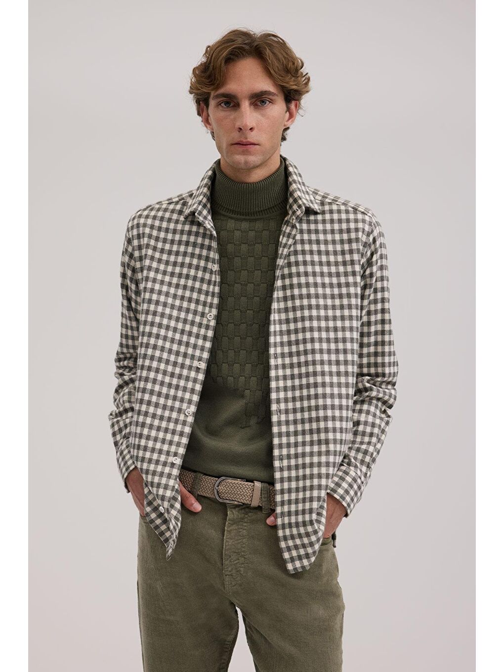 Haki Classic Fit Kareli %100 Pamuk Gömlek