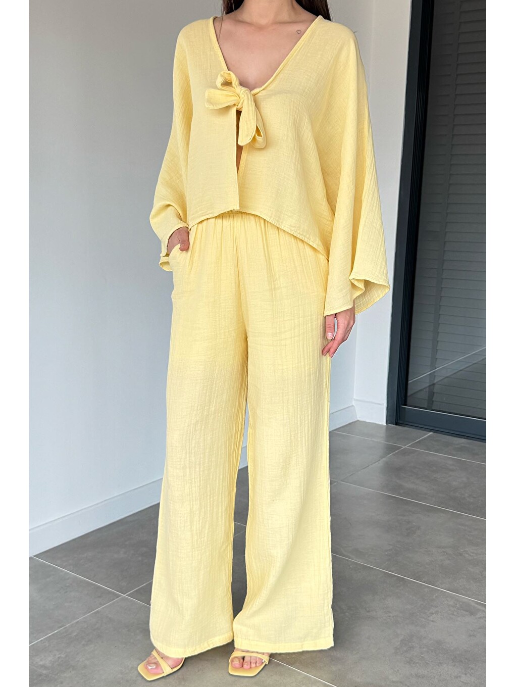 Sarı Kadın Ön Bağlamalı Kısa Kimono Bel Lastikli Pantolon İkili Takım-1