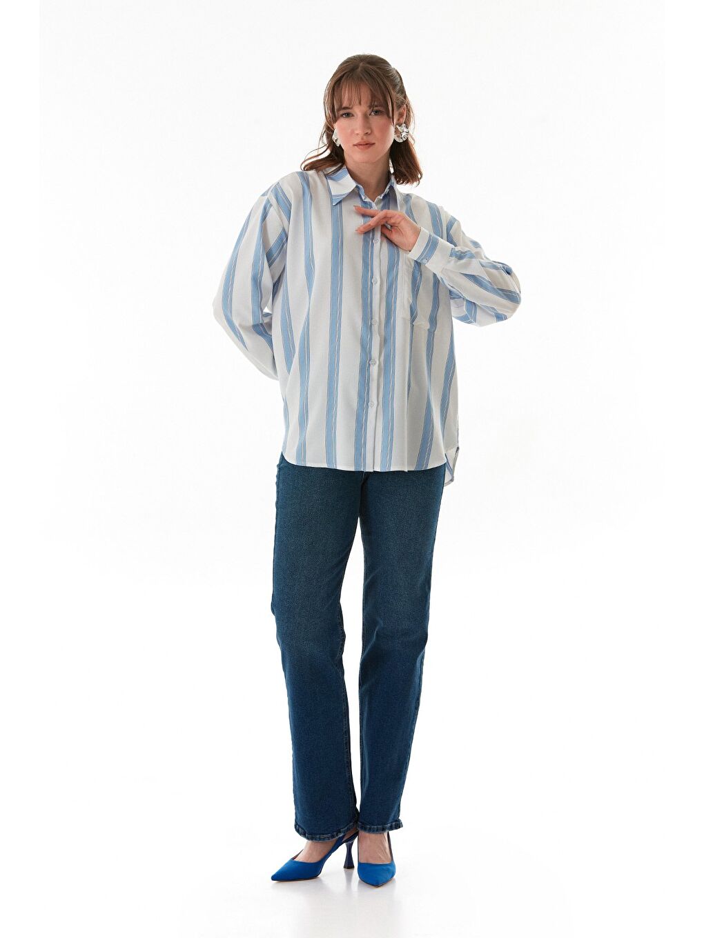 Mavi Çizgili Tek Cepli Arkası Uzun Salaş Gömlek-1