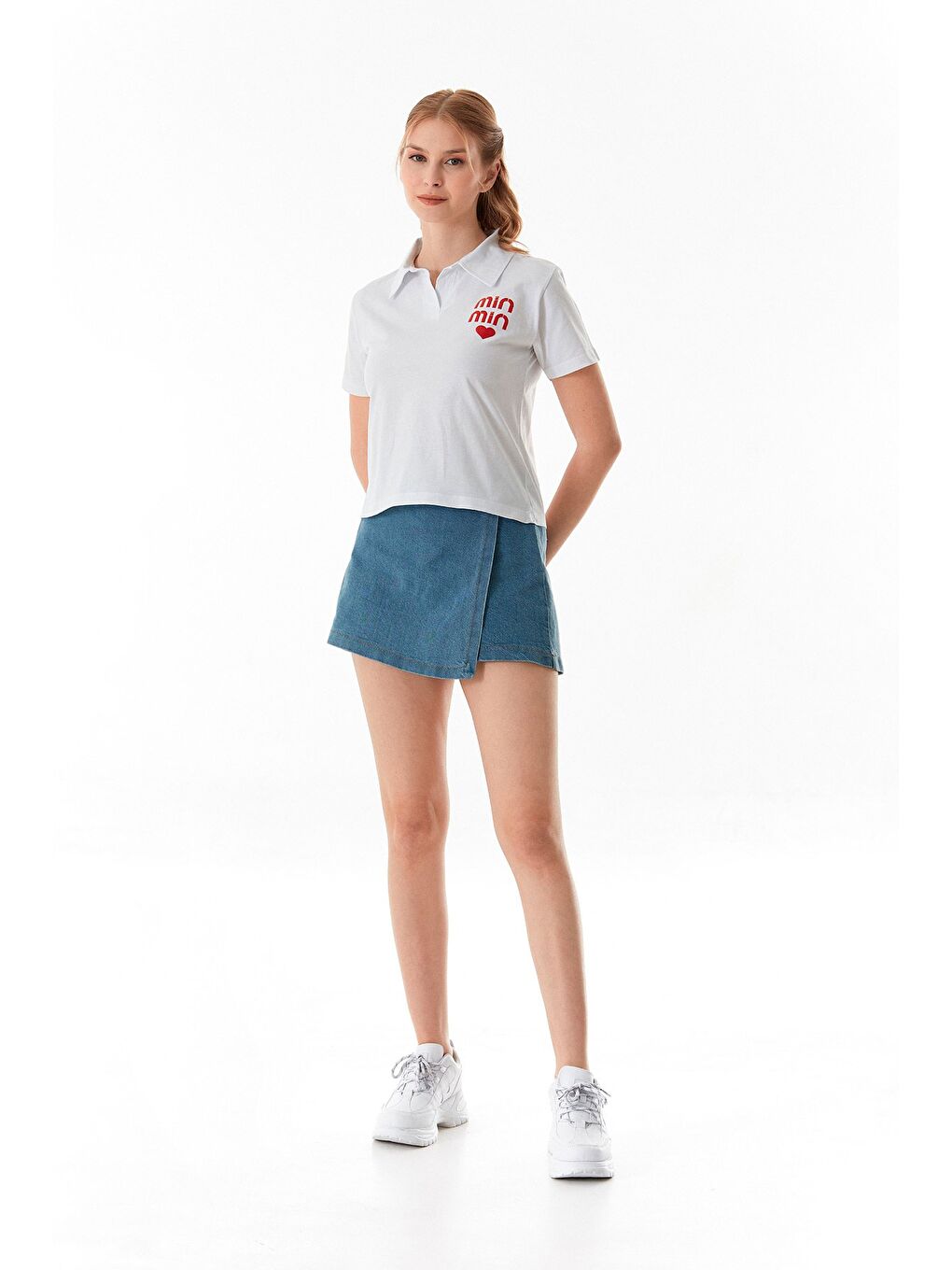 Beyaz Min Min Baskılı Polo Yaka Tişört-1