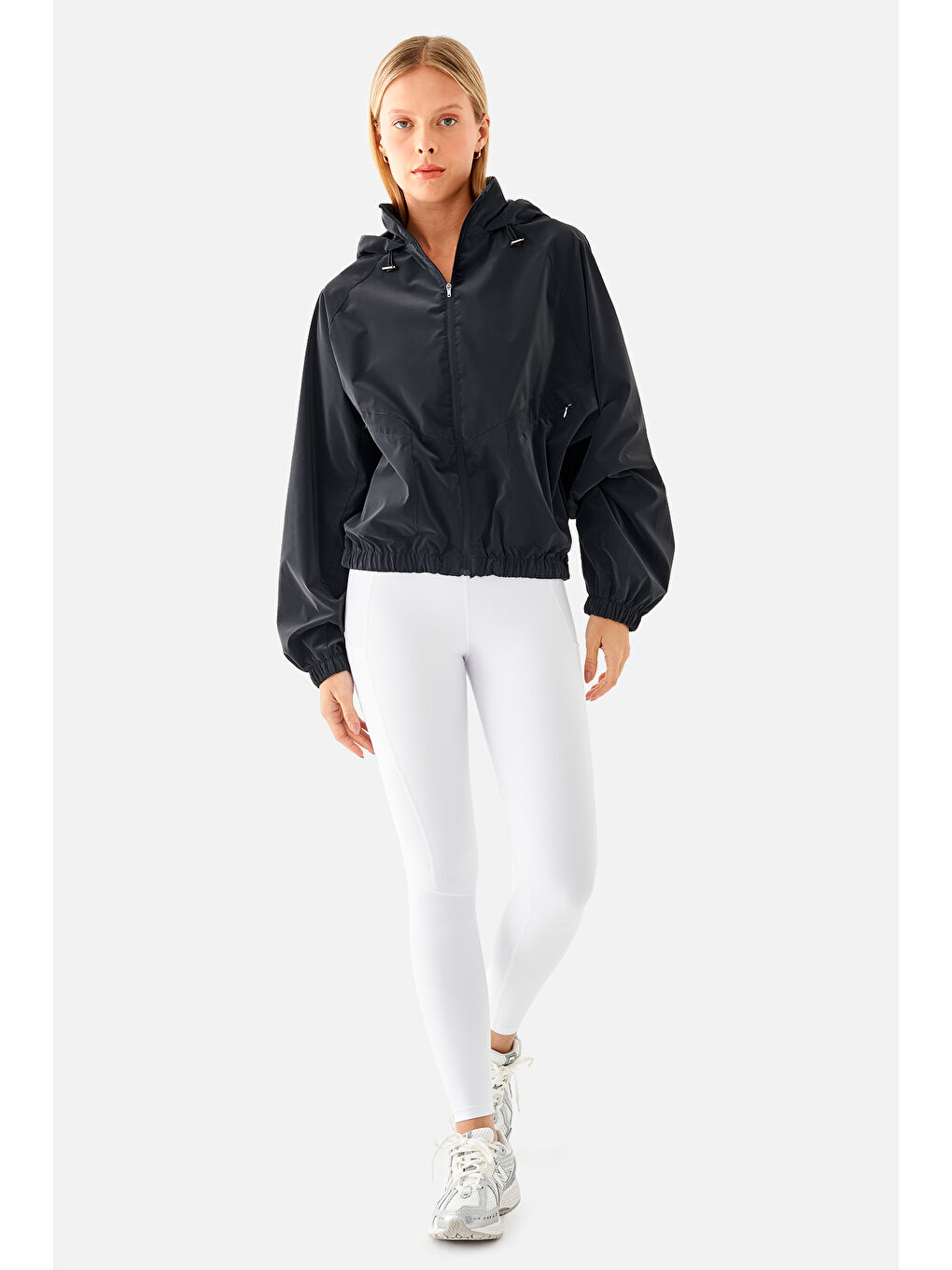 Grace Siyah Kapüşonlu Yağmurluk-1