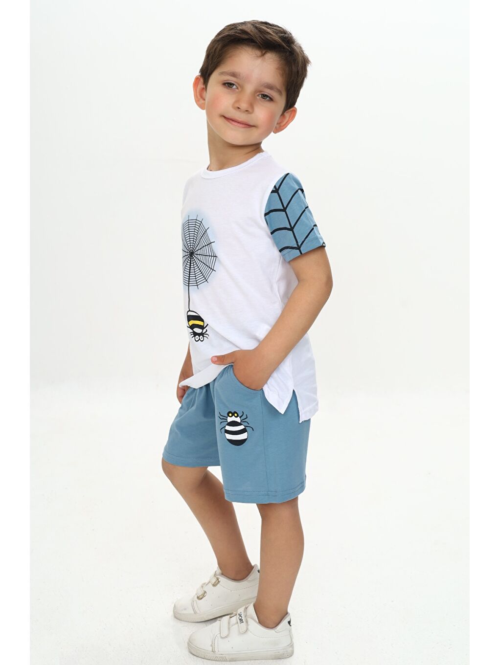 Lila Erkek Çocuk Örümcek Detay Baskılı Şortlu Takım