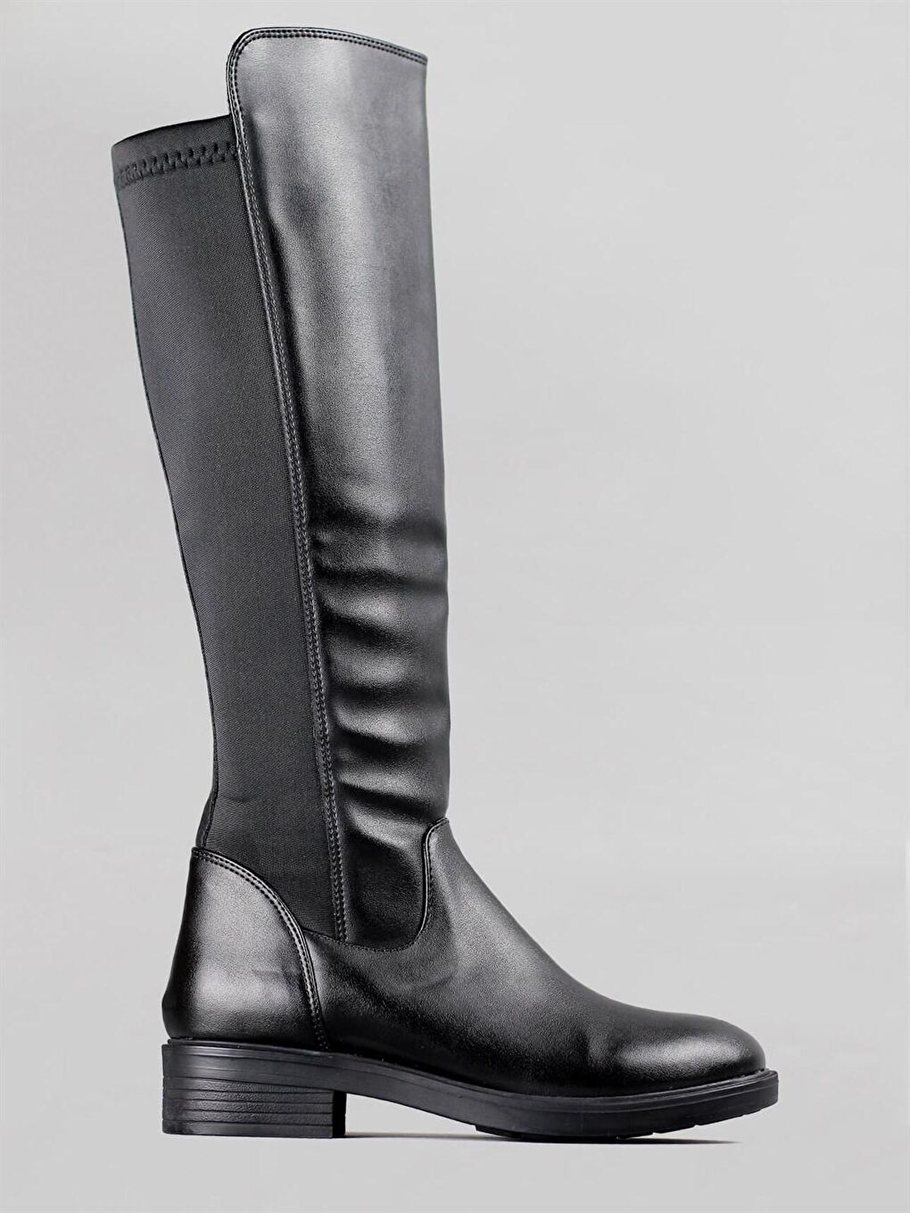 Siyah 6004Kadın Uzun Fermuarlı Çizme