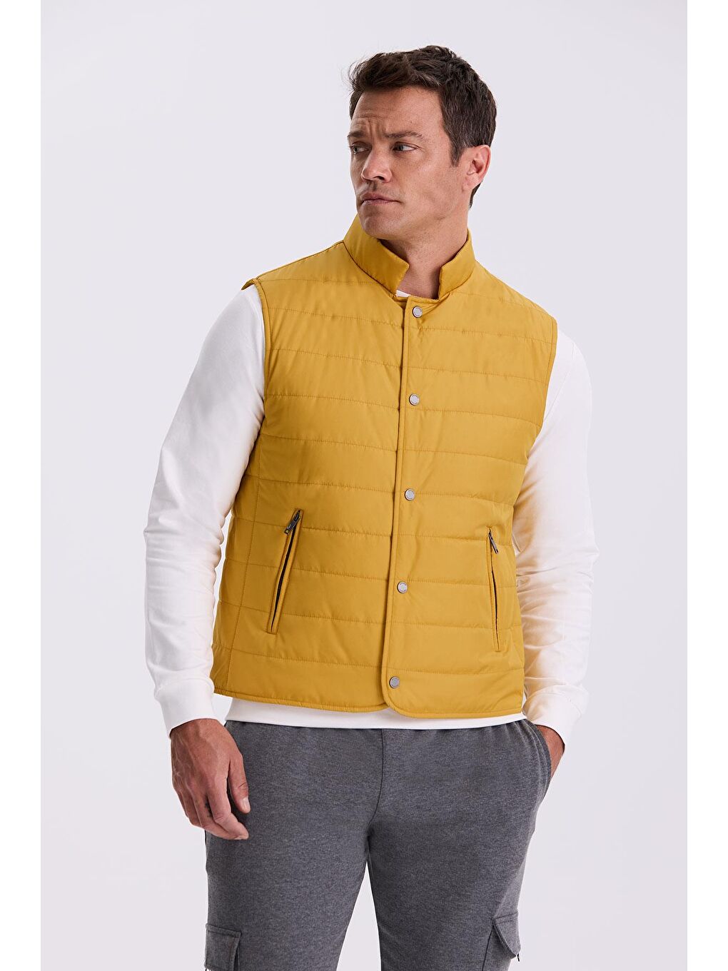 Sarı Hakim Yaka Elyaflı Slim Fit Yelek