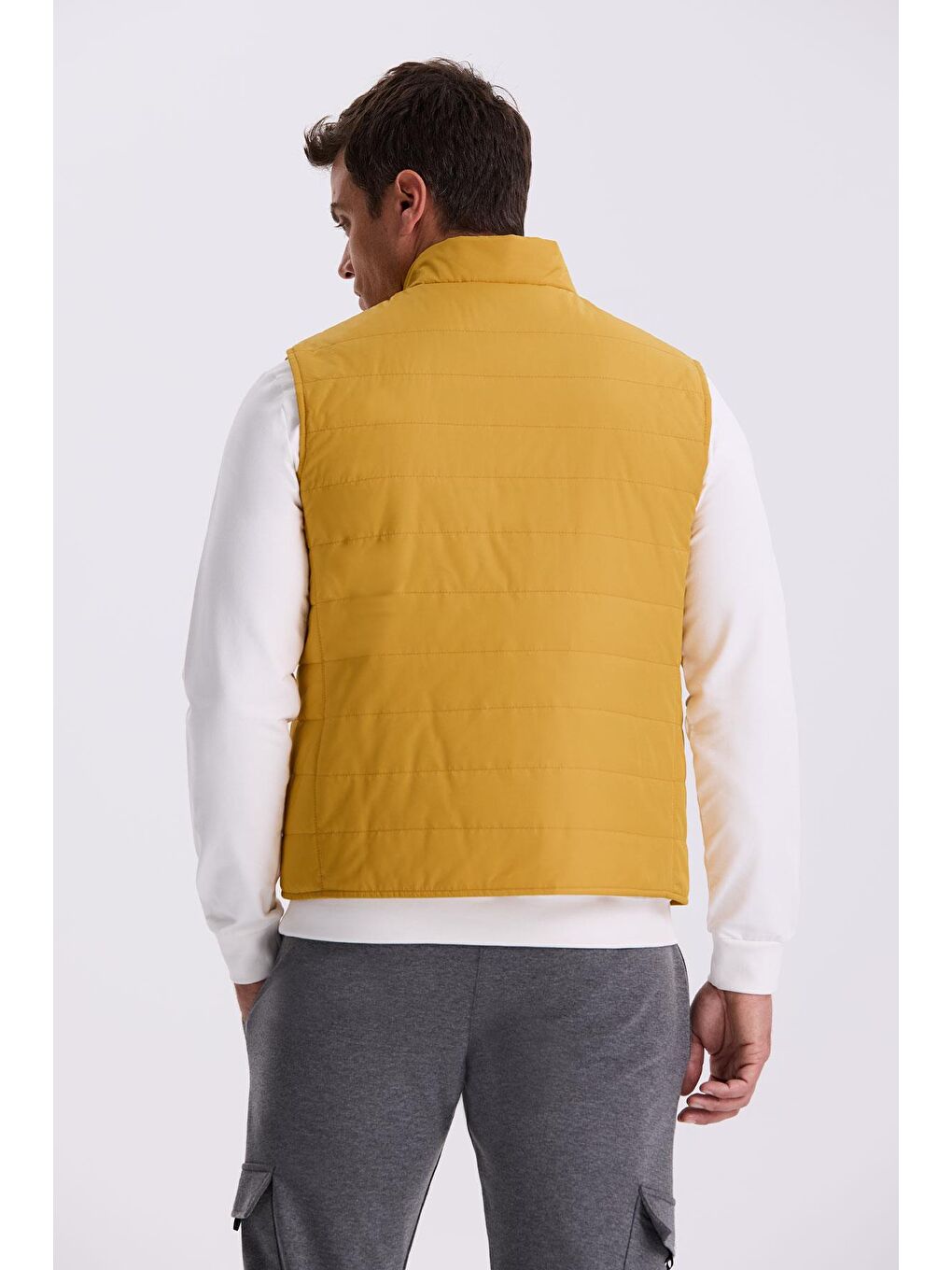 Sarı Hakim Yaka Elyaflı Slim Fit Yelek-3