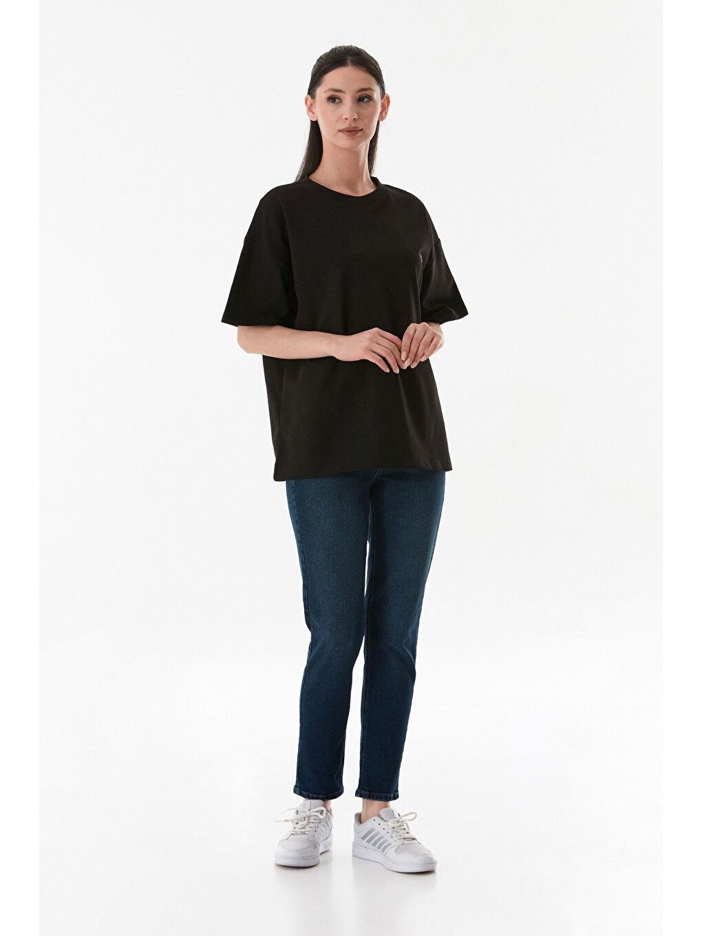 Siyah Ayıcık Detaylı Oversize Tişört-1