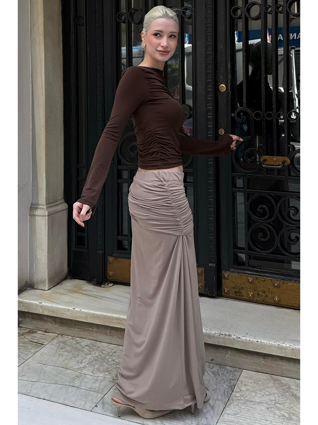 Bej Toka Detaylı Büzgülü Uzun Kadın Etek Mg2700-3