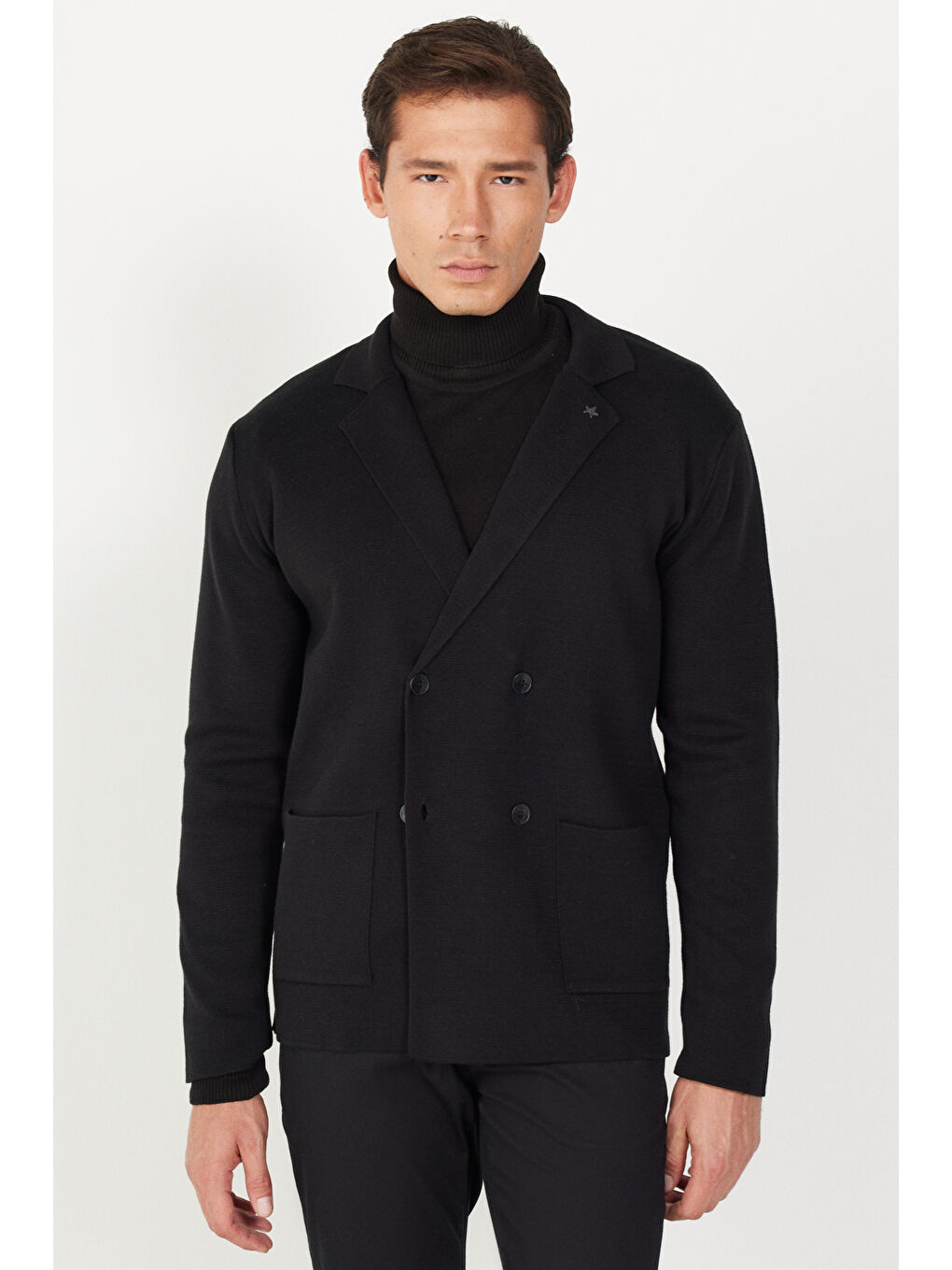 Erkek Siyah Standart Fit Normal Kesim Kruvaze Yaka Triko Ceket-3