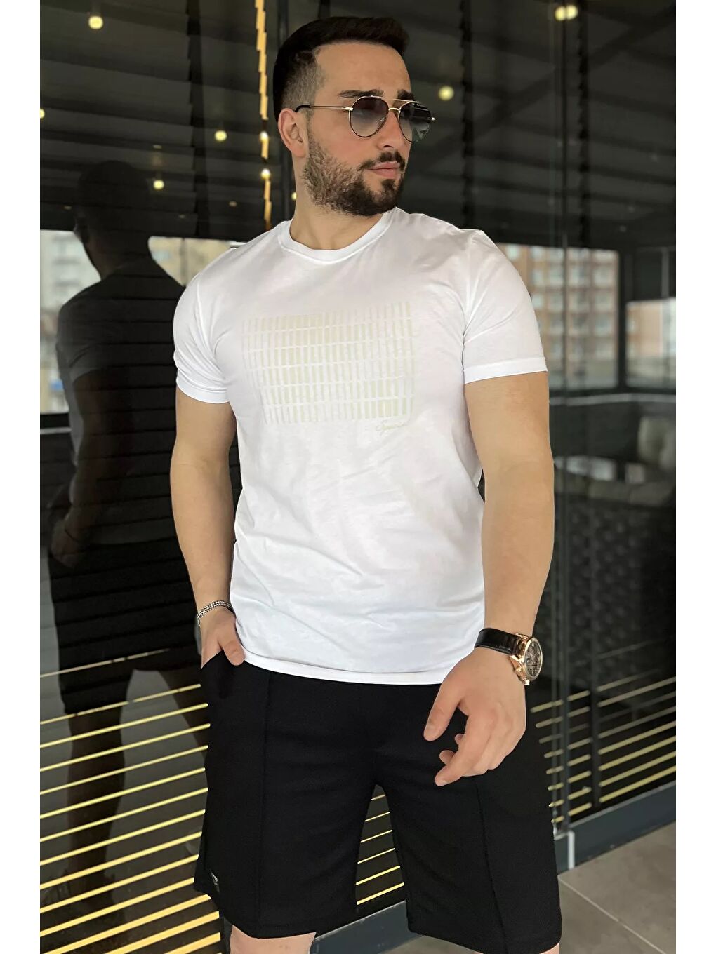 Beyaz Erkek Bisiklet Yaka Baskılı Tişört