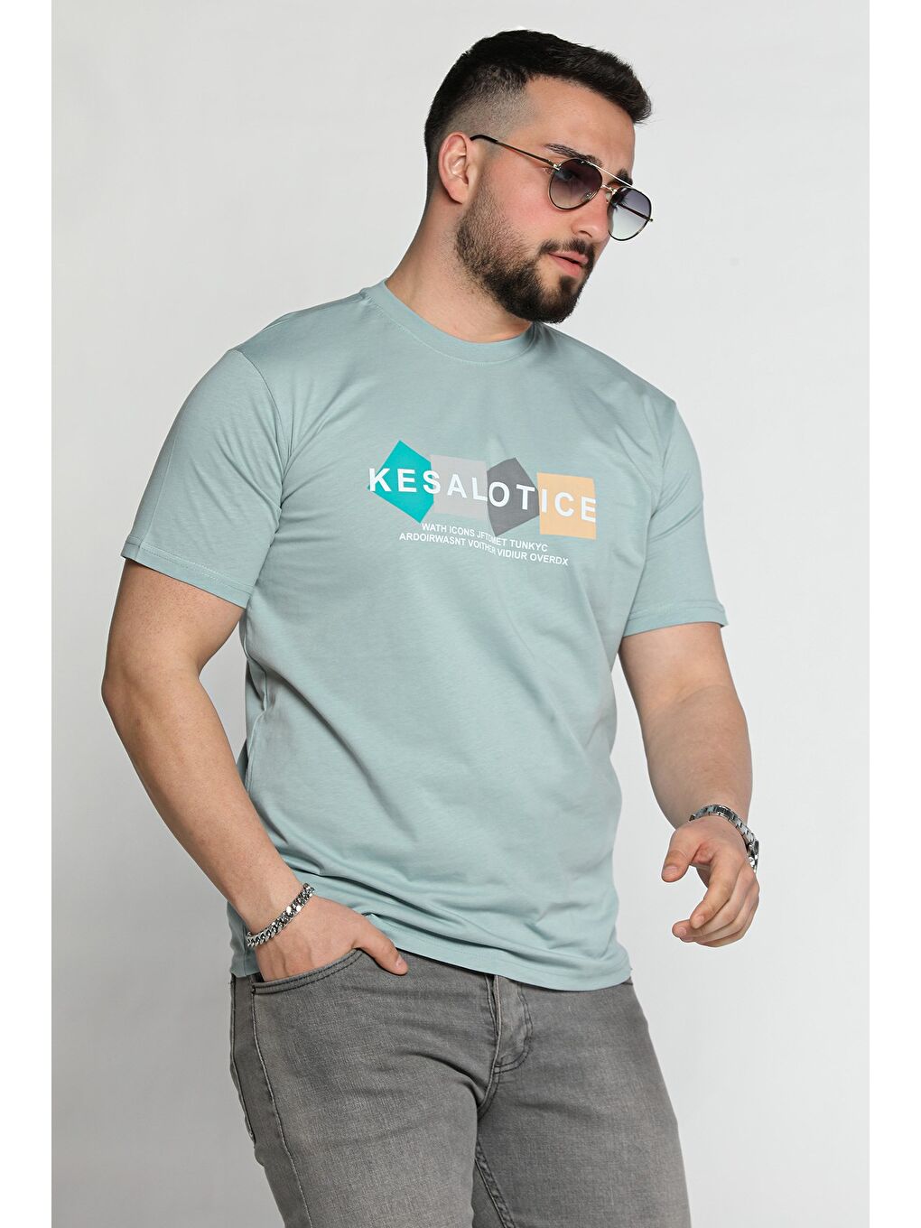 Yeşil Erkek Bisiklet Yaka Baskılı Tişört-1