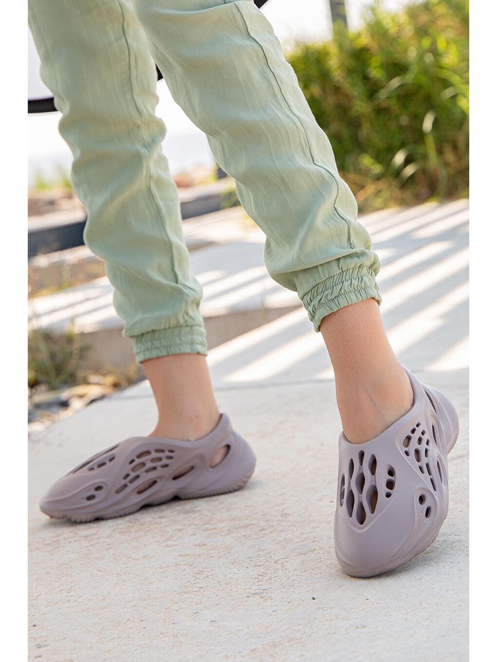 Gri D106 Günlük Ortopedik Unisex Sandalet