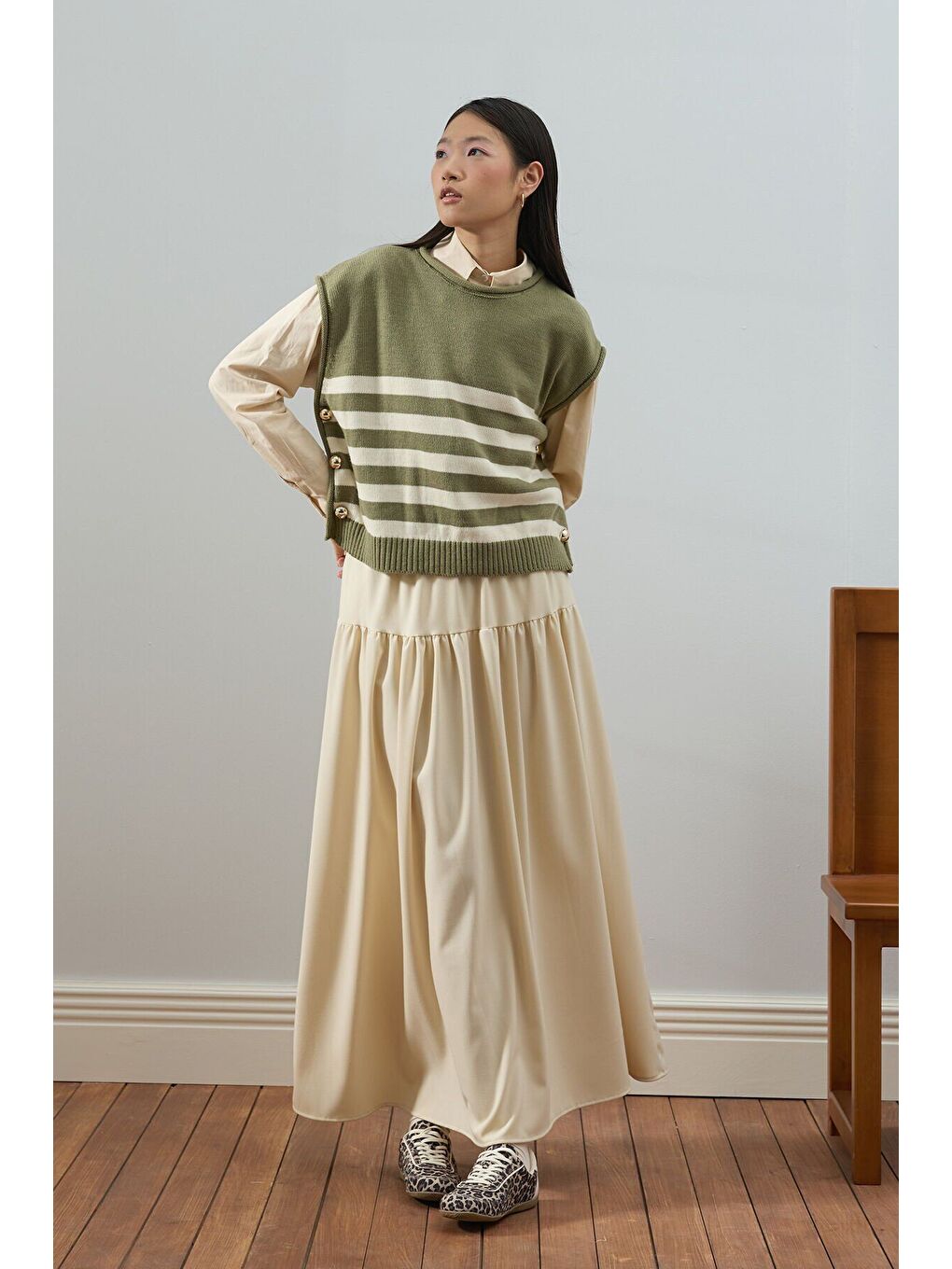 Küf Yeşili Çizgi Detaylı Süveter-2