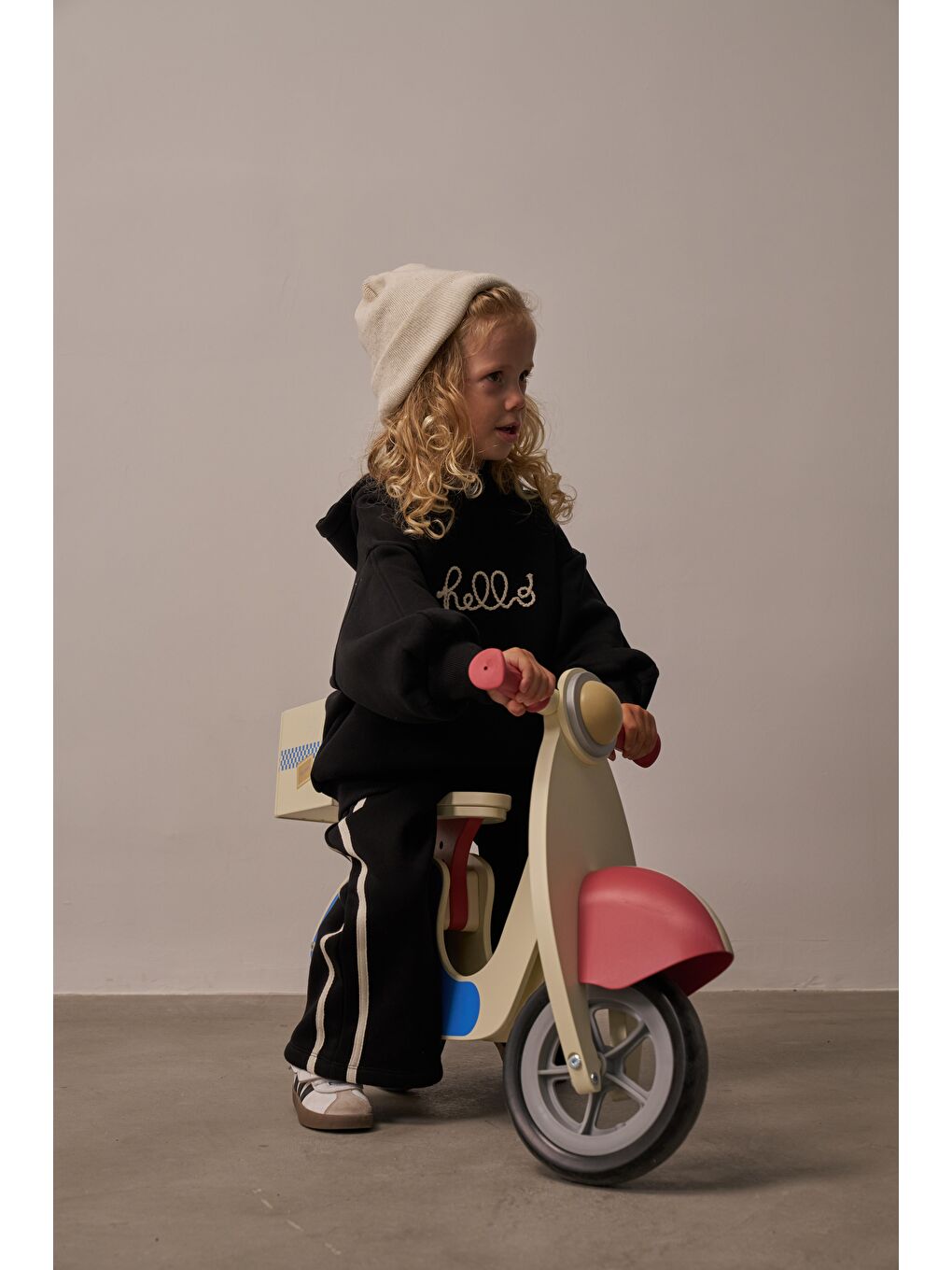 Siyah Hello Nakışlı Alt Üst Takım-3