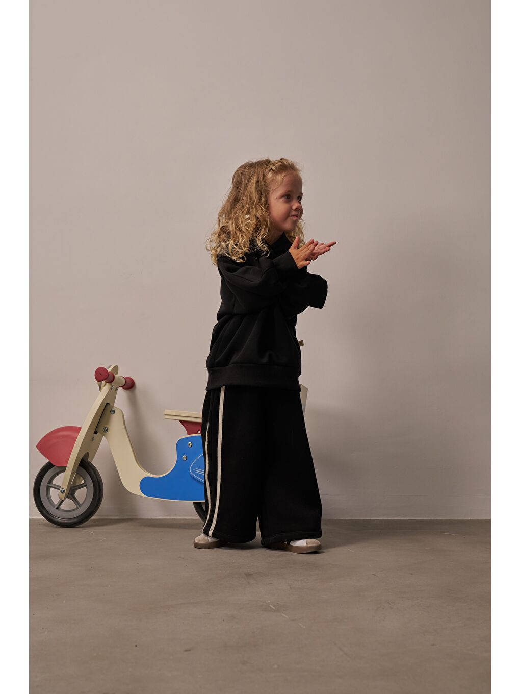 Siyah Hello Nakışlı Alt Üst Takım-5