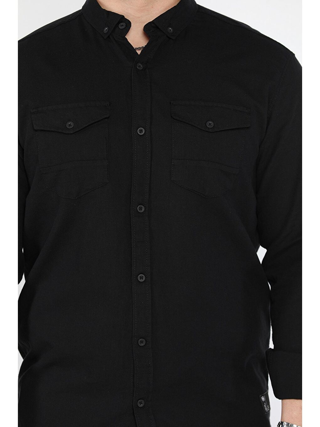 Siyah Erkek Çift Cepli Amblem Detaylı Uzun Kol Gömlek-3