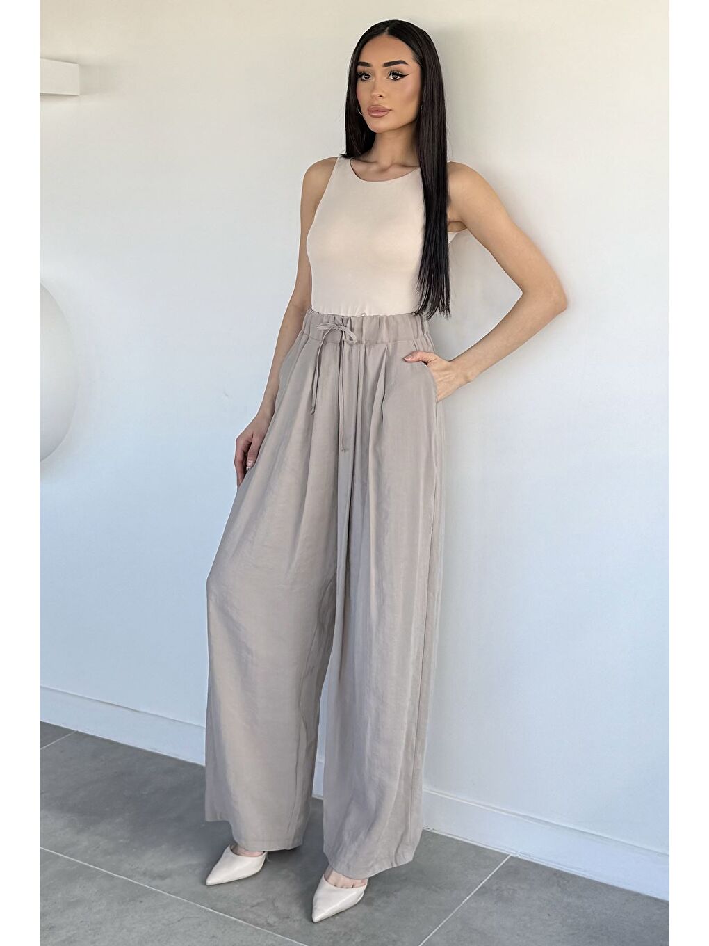 Bej Perry Kadın Bel Lastikli Bol Kesim Pantolon-1