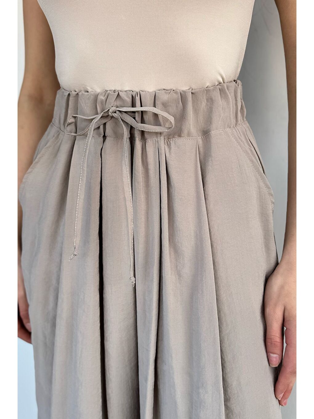 Bej Perry Kadın Bel Lastikli Bol Kesim Pantolon-3