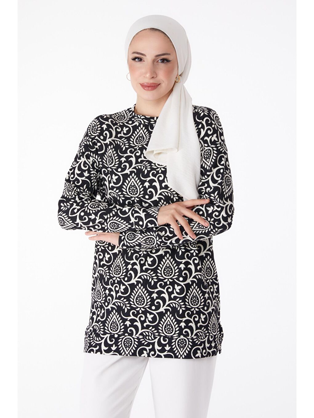 Bisiklet Yaka Kadın Siyah Desenli Tunik - 25321-2