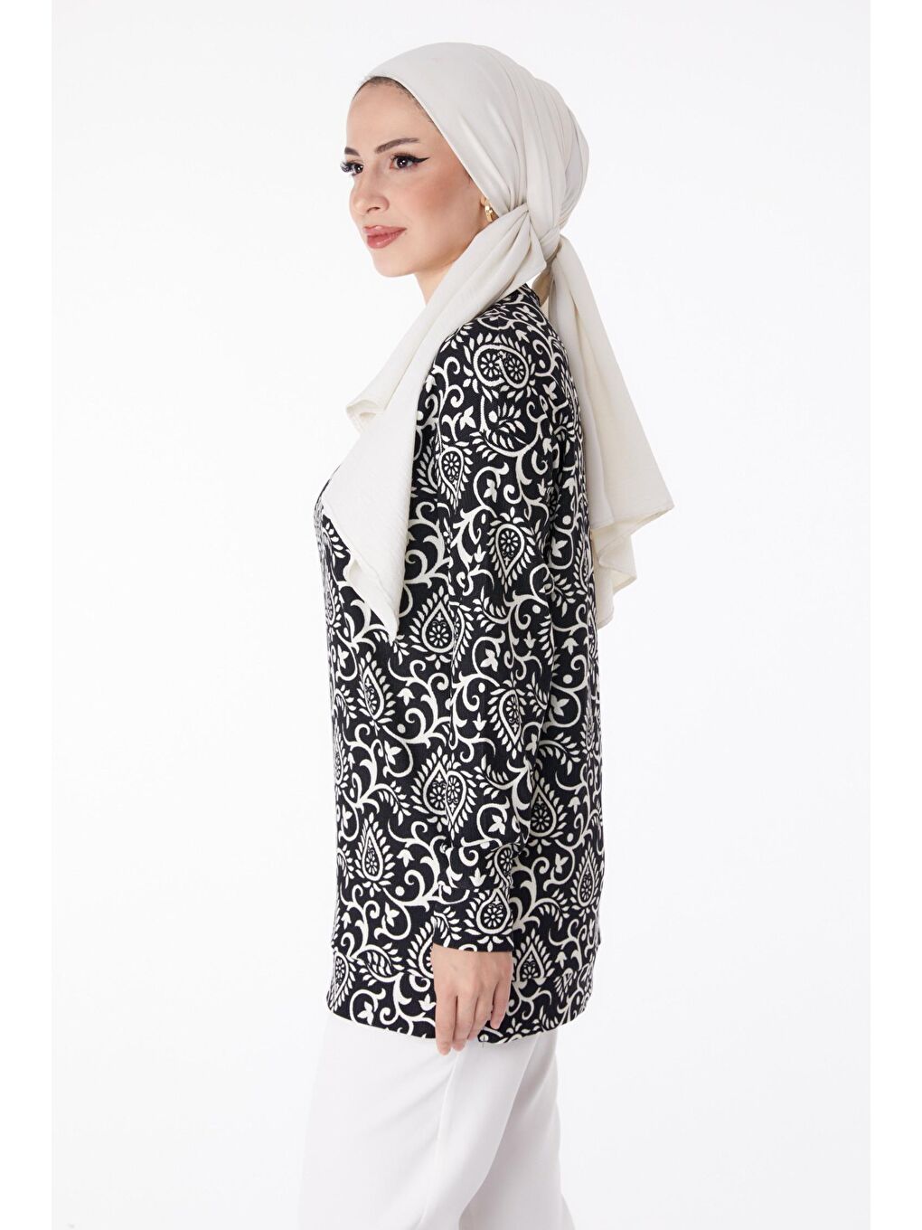 Bisiklet Yaka Kadın Siyah Desenli Tunik - 25321-3