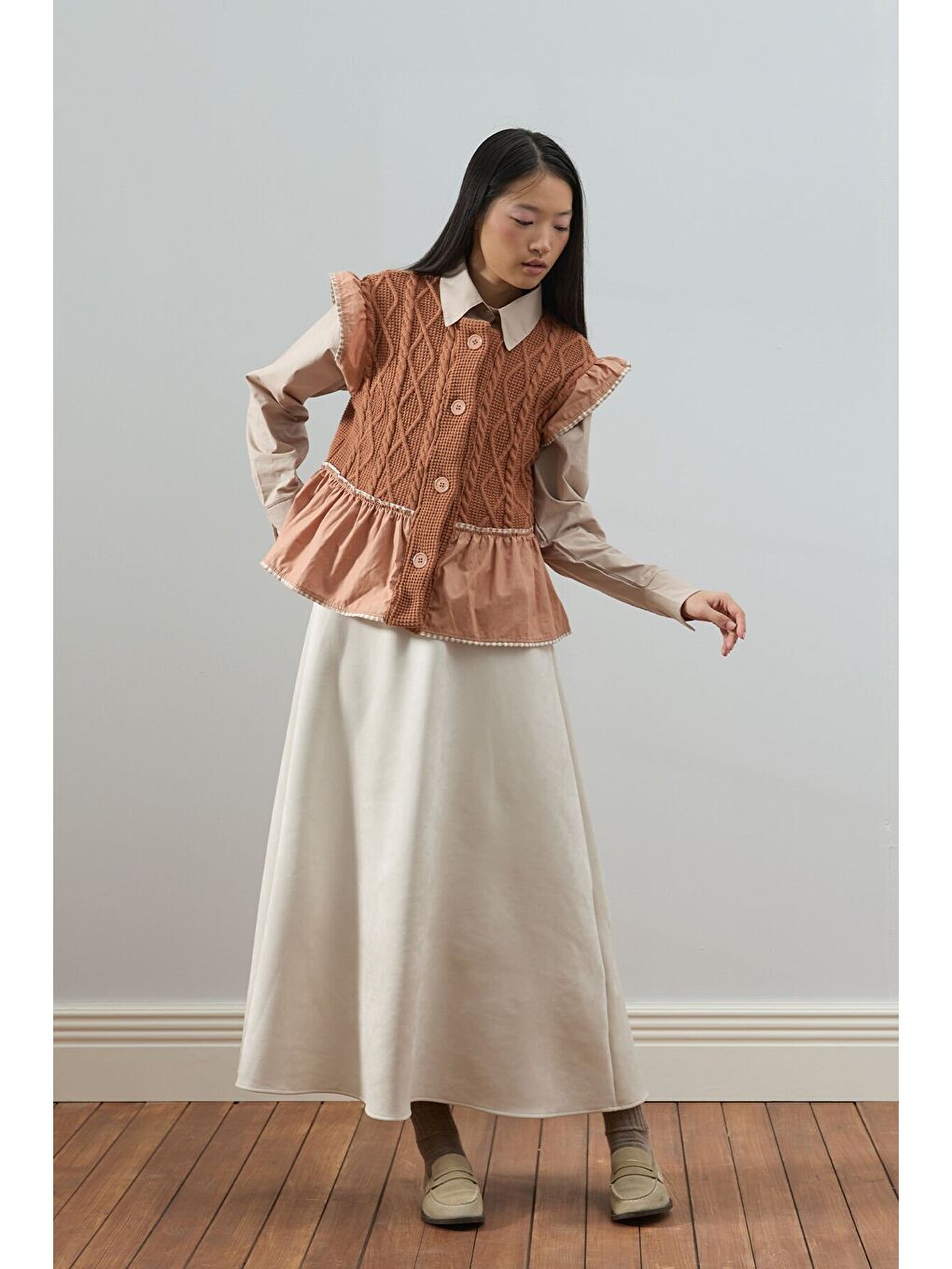 Pembe Somon Fırfırlı Triko Yelek-2