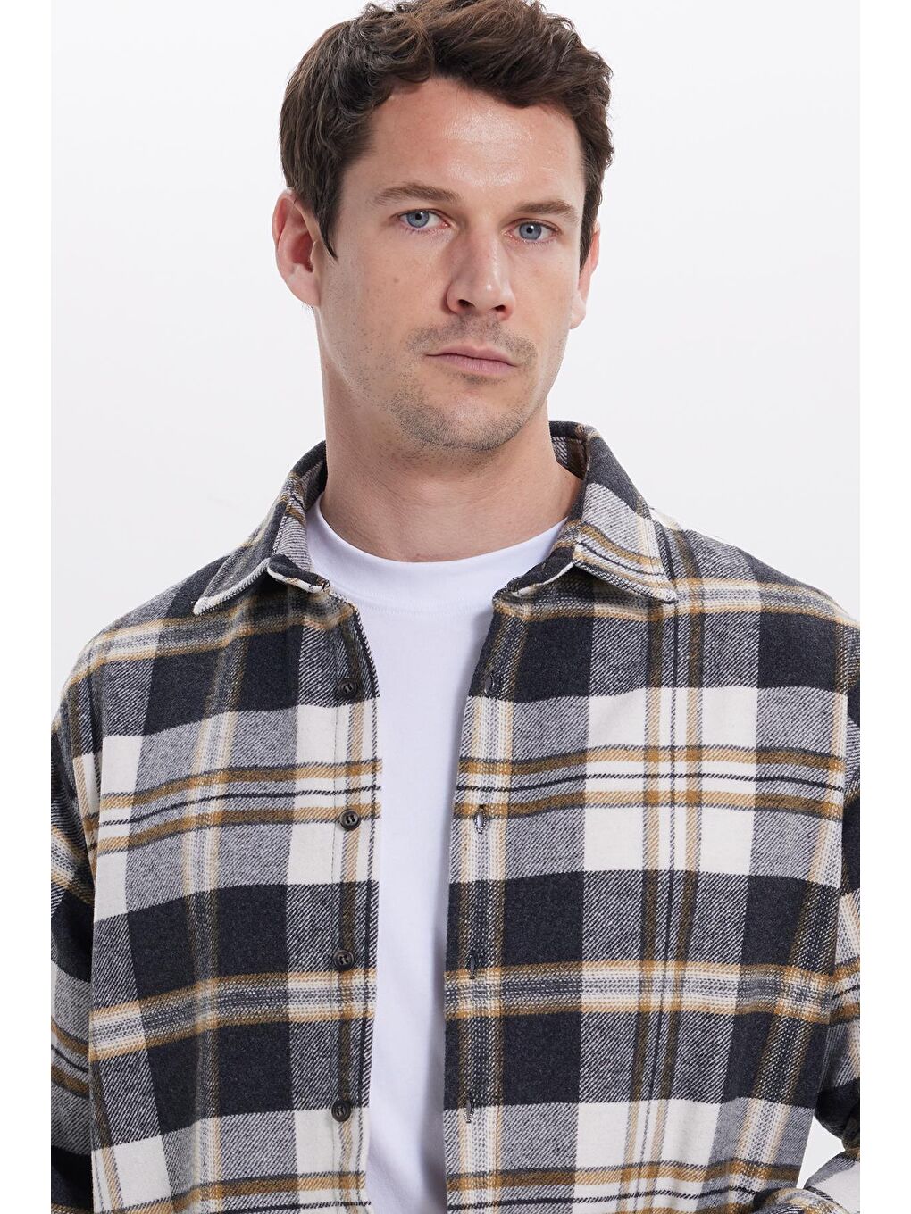 Gri Erkek Relax Fit Rahat Kesim Kışlık Kareli Oduncu Gömlek-1